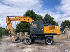2007 HYUNDAI ROBEX 200W-7A 20 TON RUBBER DUCK WITH BLADE, RUNS, WORKS DOES WHAT IT SHOULD *PLUS VAT*