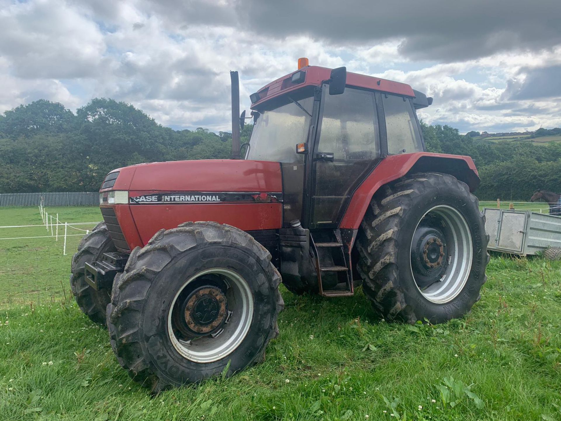 1993 CASE IH INTERNATIONAL MAXIM 5130 DIESEL TRACTOR, RUNS & WORKS, SHOWING 6428 HOURS *PLUS VAT* - Image 4 of 12