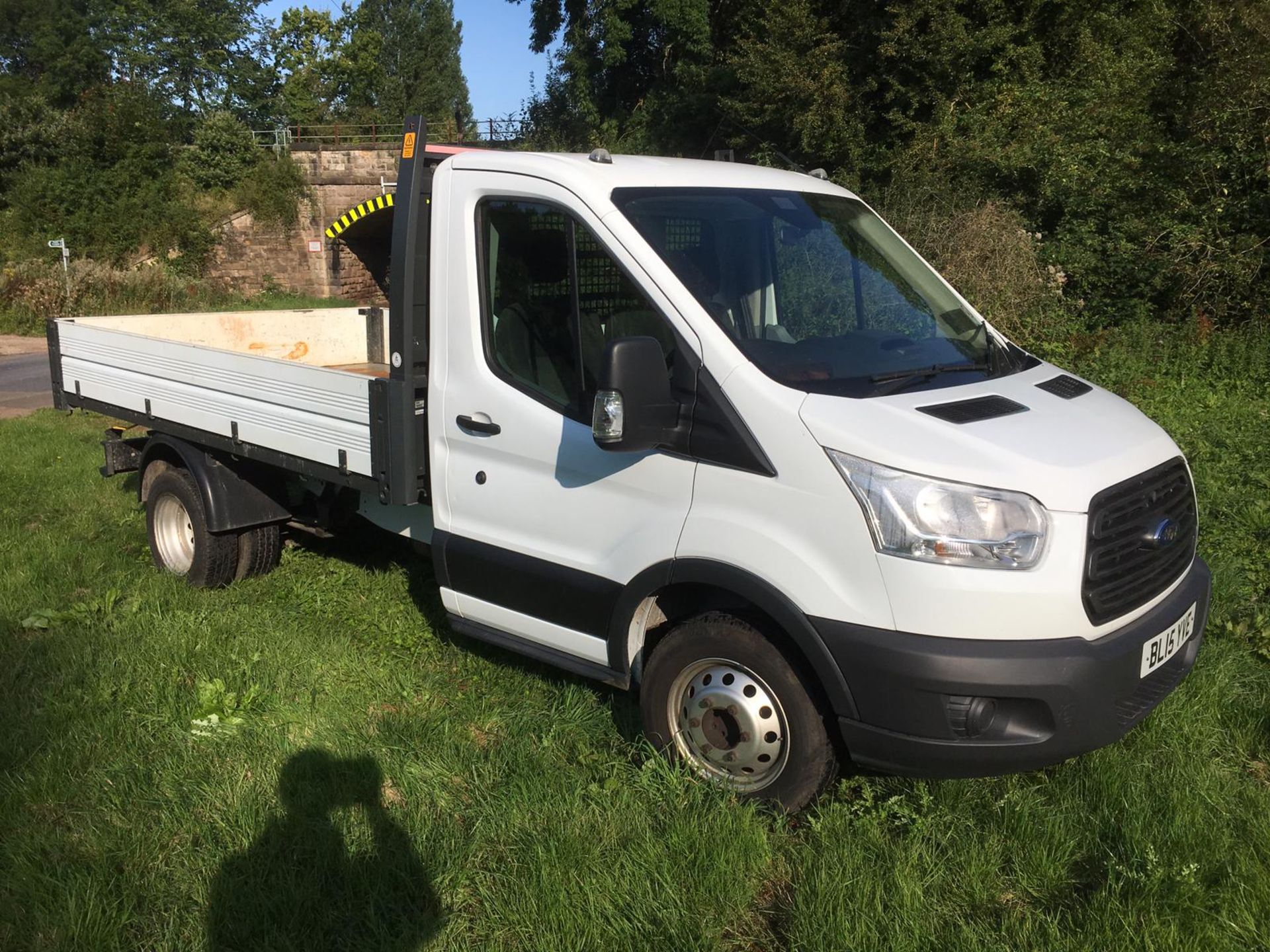 2015/15 REG FORD TRANSIT 350 TIPPER 2.2 DIESEL WHITE, SHOWING 0 FORMER KEEPERS *NO VAT*