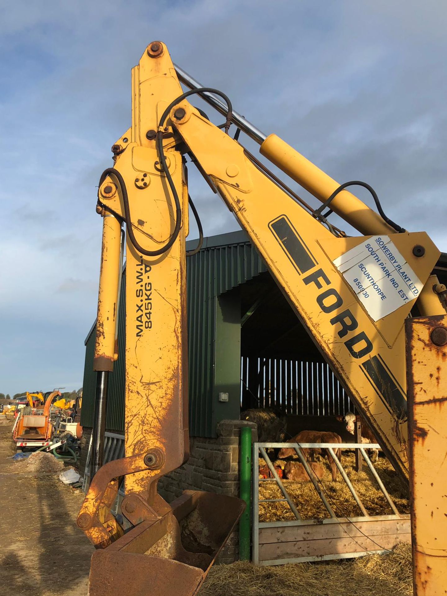 FORD 655 SPECIAL 4WD BACKHOE LOADER DIGGER 4 IN 1 BUCKET EXTRA DIG, STARTS, RUNS & LIFTS *PLUS VAT* - Image 8 of 14