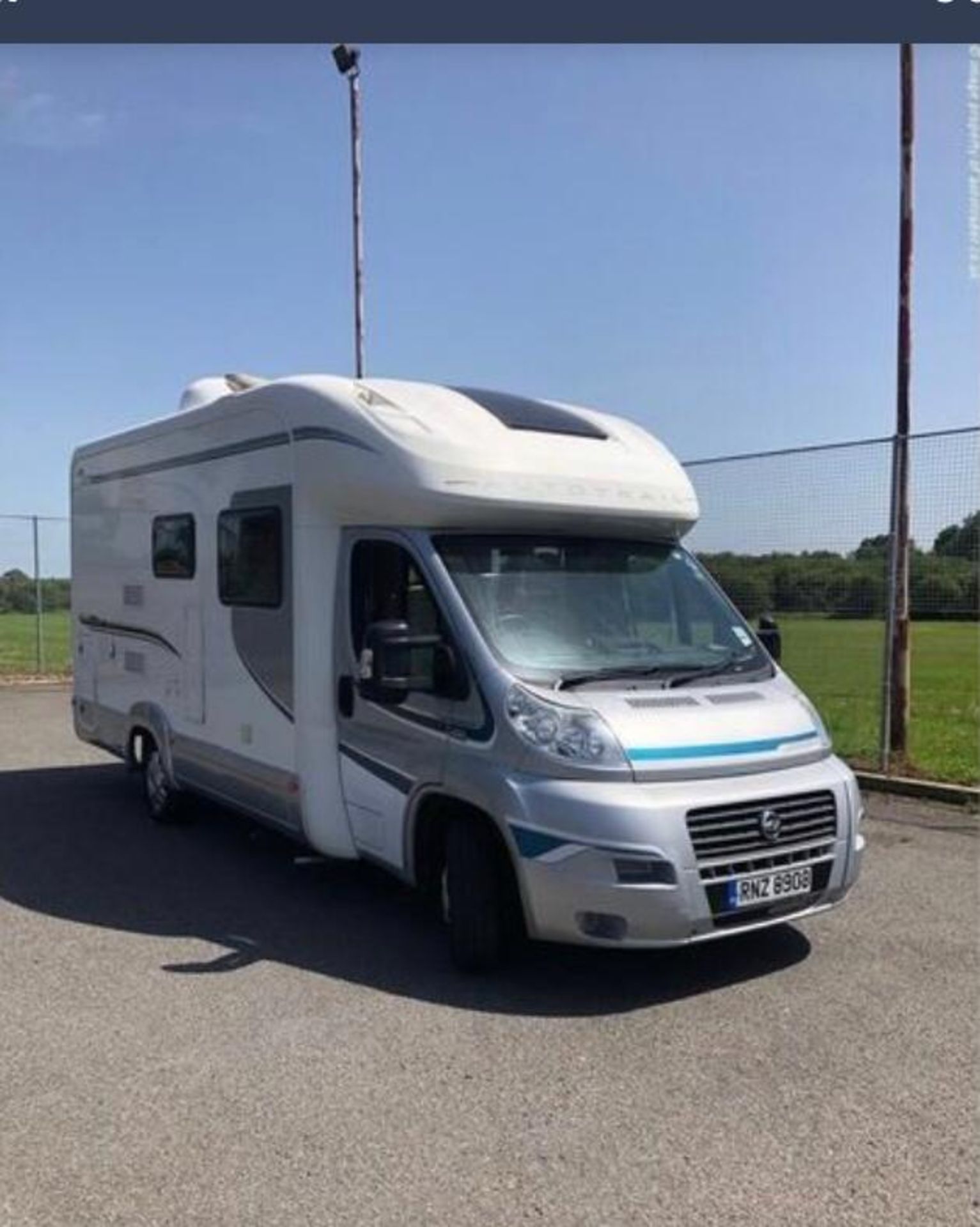 2012/12 REG AUTO-TRAIL APACHE 623 MOTORHOME 4 BERTH MANUAL FSH, ONLY 31,000 MILES *NO VAT*