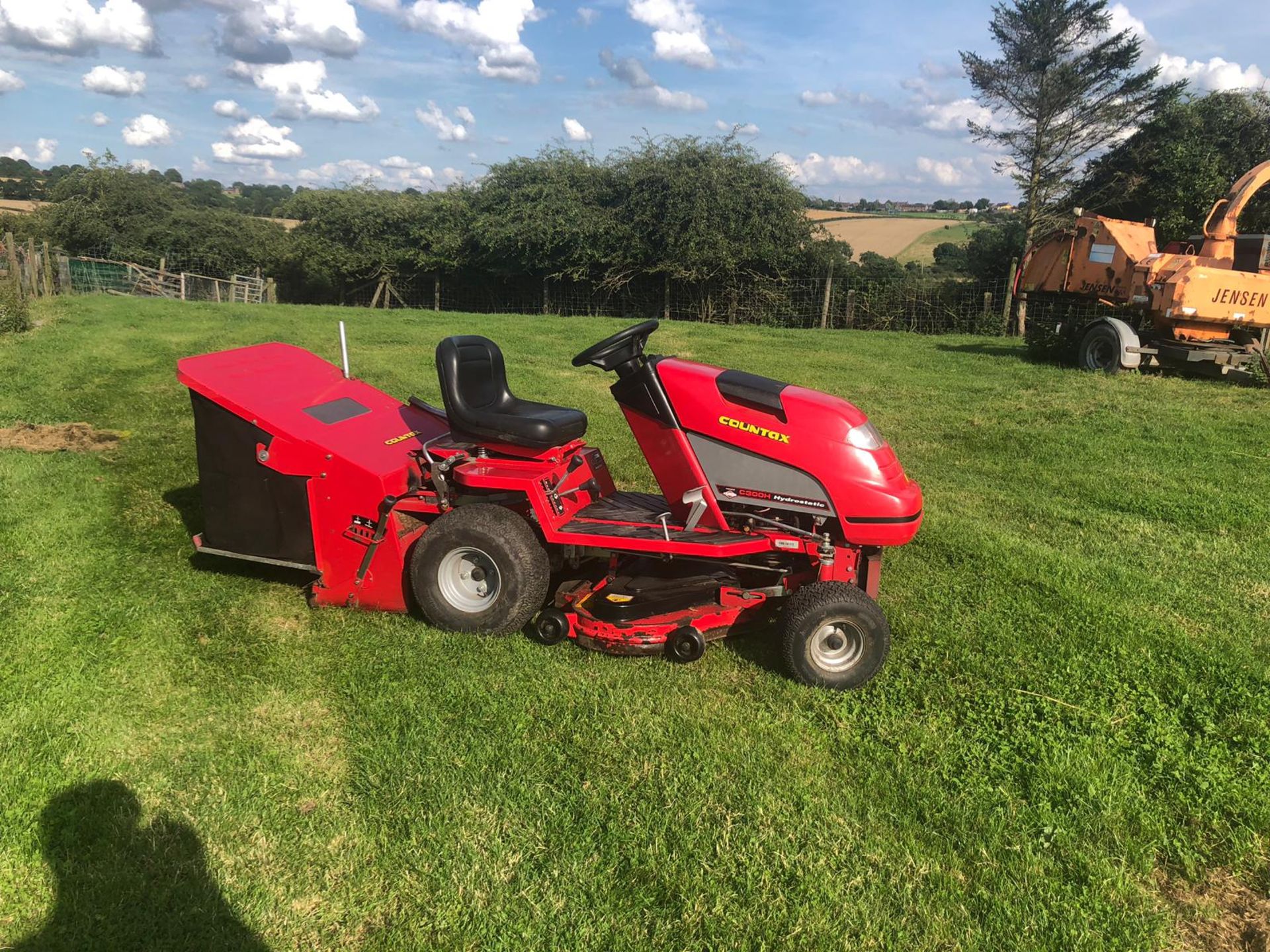 COUNTAX C300H RIDE ON LAWN MOWER *NO VAT*