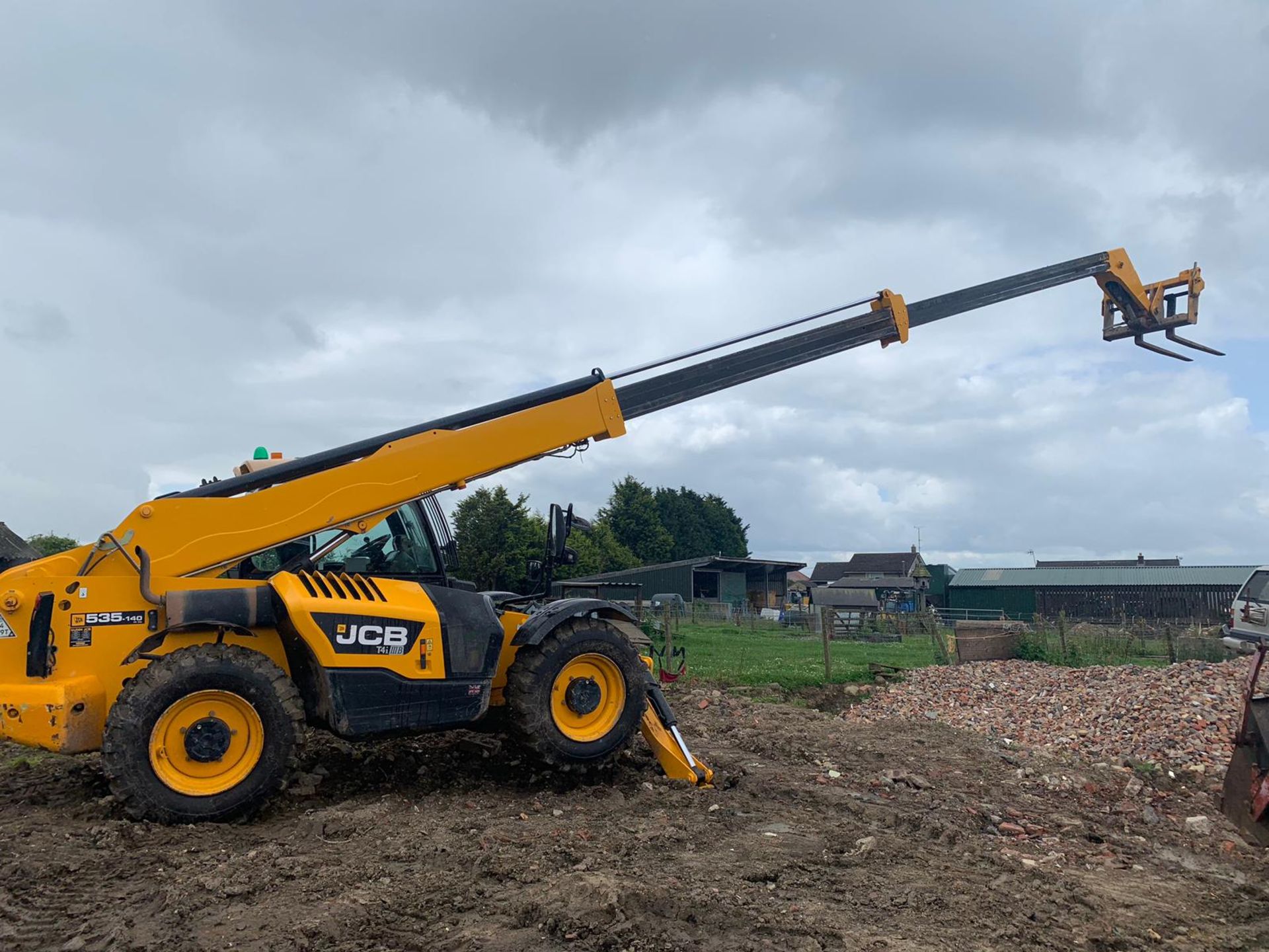 2014 JCB 535-140 HI-VIZ LOADALL 14 METER REACH TELE-HANDLER WITH FORKS *PLUS VAT*