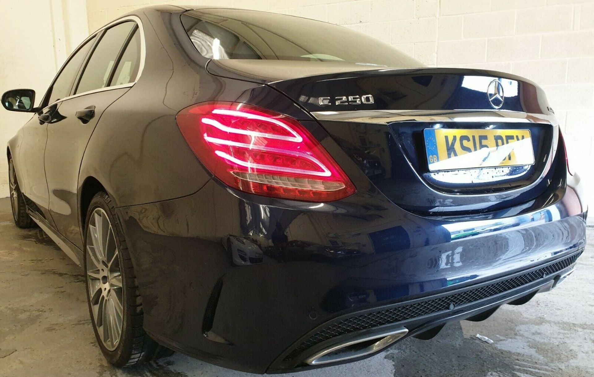 2015/15 REG MERCEDES-BENZ C250 AMG LINE BLUETECH 7 TRONIC PLUS AUTO 2.2 CDI 4 DOOR SALOON *NO VAT* - Image 5 of 12