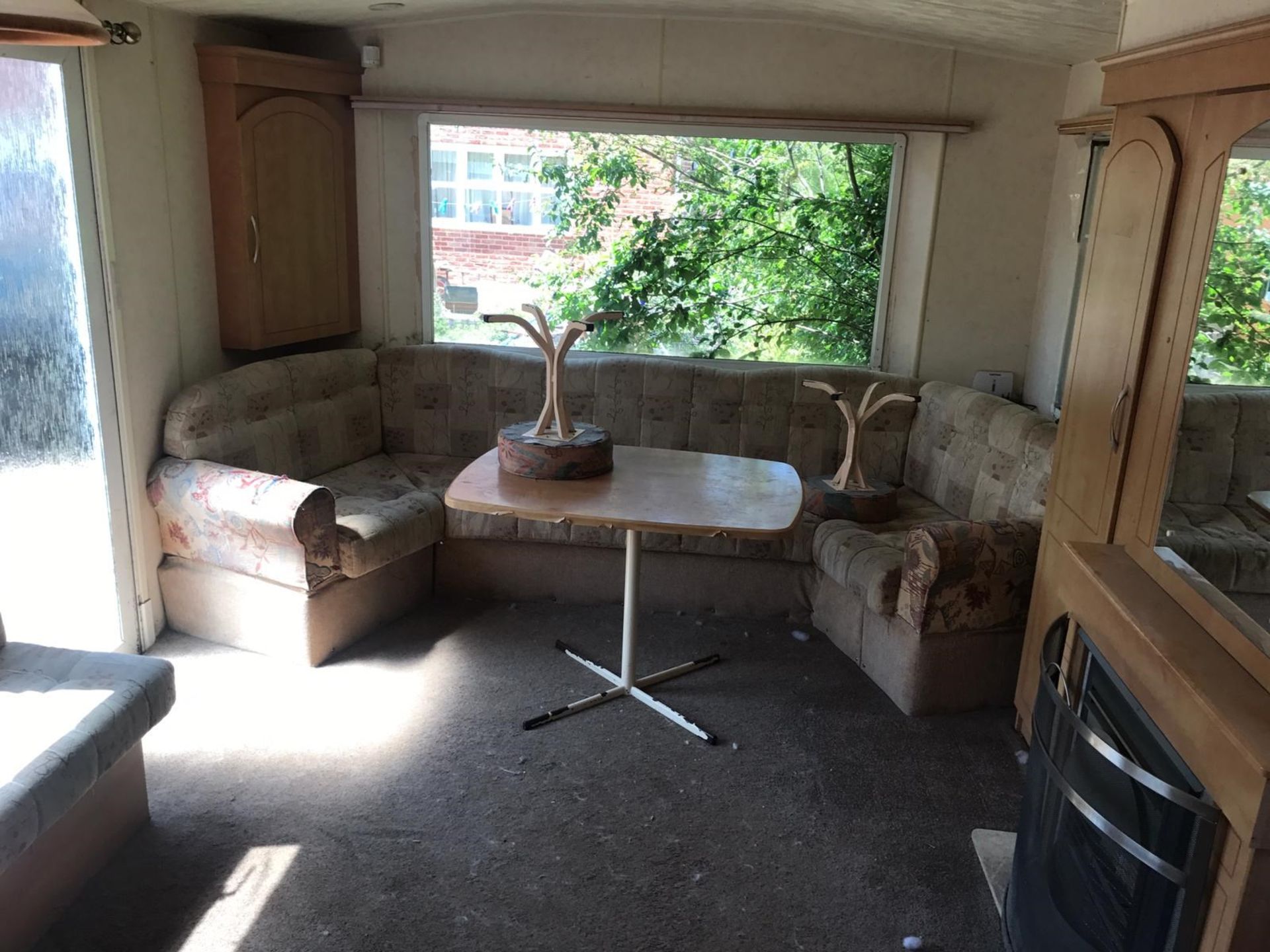 GOOD STATIC CARAVAN / MOBILE HOME - TO BE REMOVED WITHIN 5 DAYS, NO RESERVE! *NO VAT* - Image 6 of 18