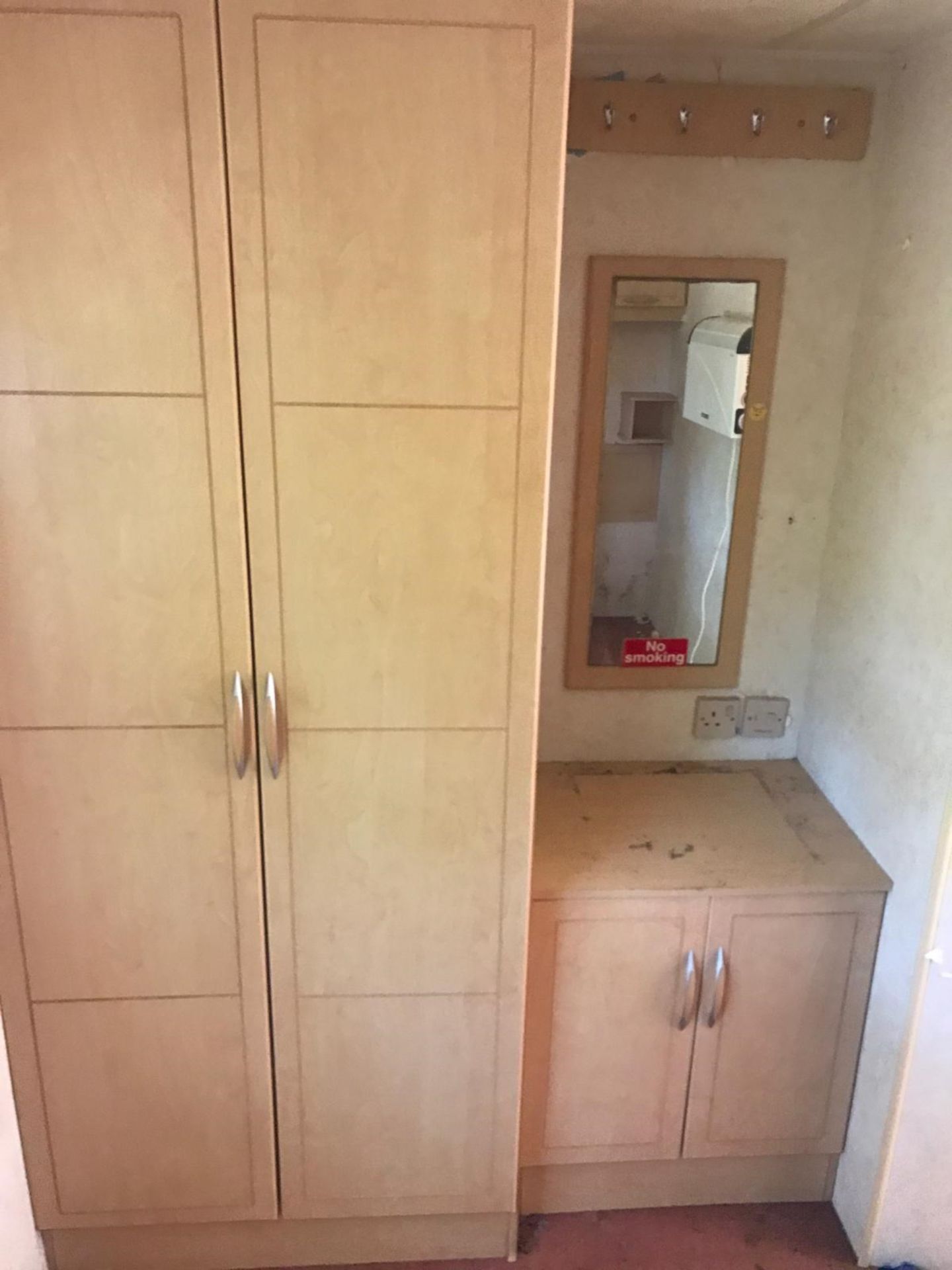 GOOD STATIC CARAVAN / MOBILE HOME - TO BE REMOVED WITHIN 5 DAYS, NO RESERVE! *NO VAT* - Image 2 of 18