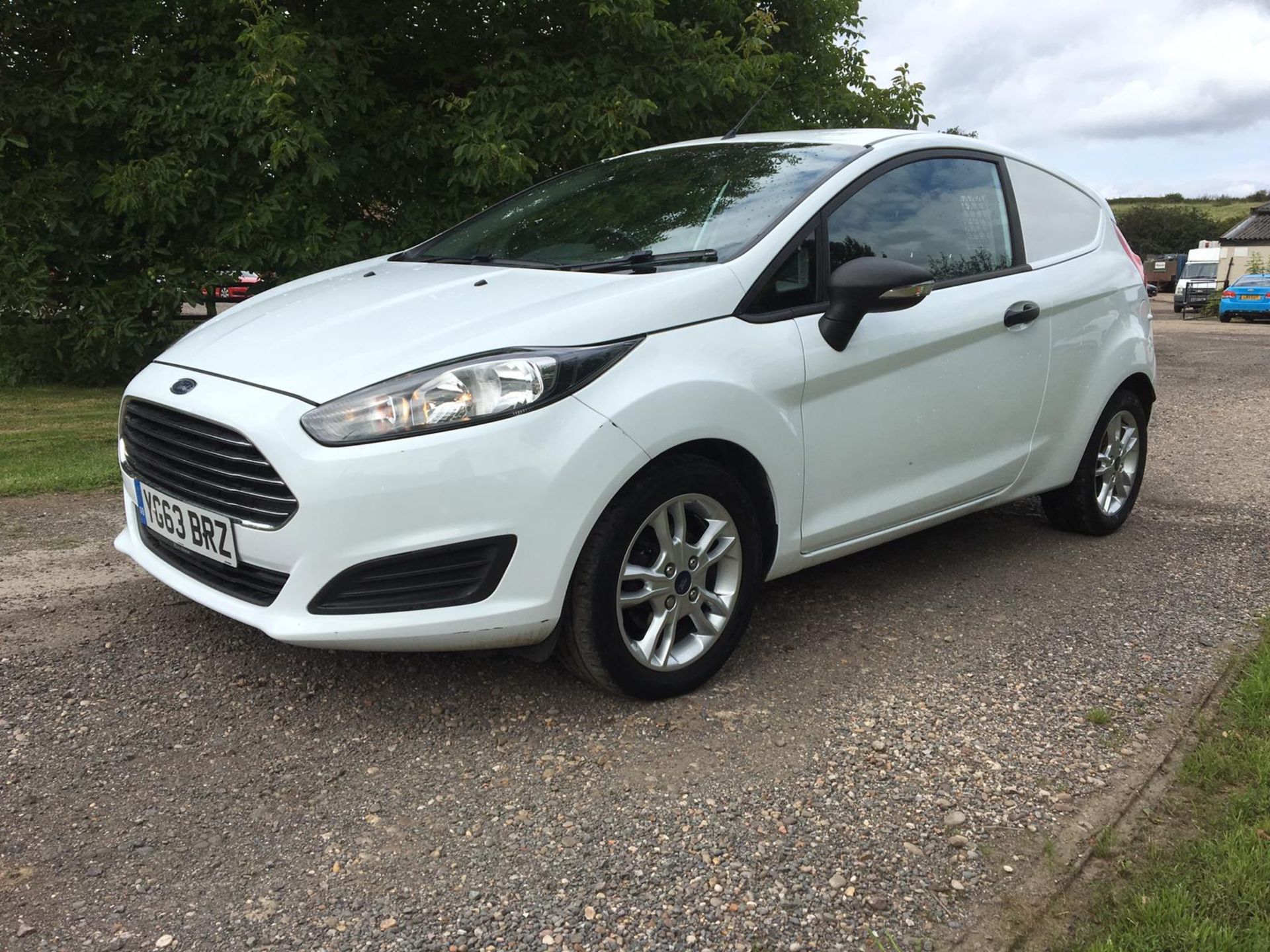 2013/63 REG FORD FIESTA ECONETIC TECH TDCI 1.6 DIESEL CAR/VAN, SHOWING 0 FORMER KEEPERS *PLUS VAT* - Image 3 of 13