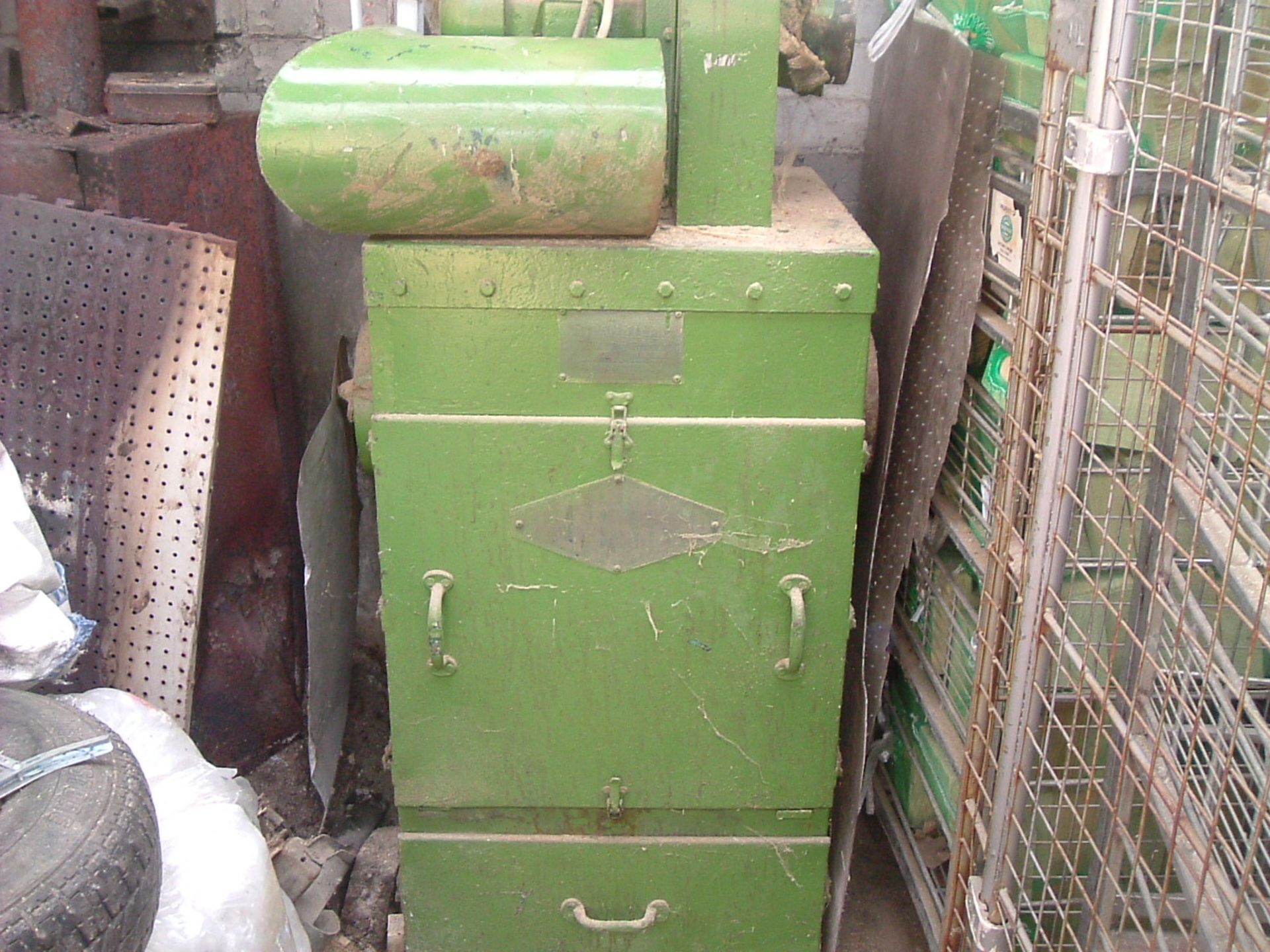 DUST EXTRACTION UNIT SPENSTEAD 3 PHASE *NO VAT*