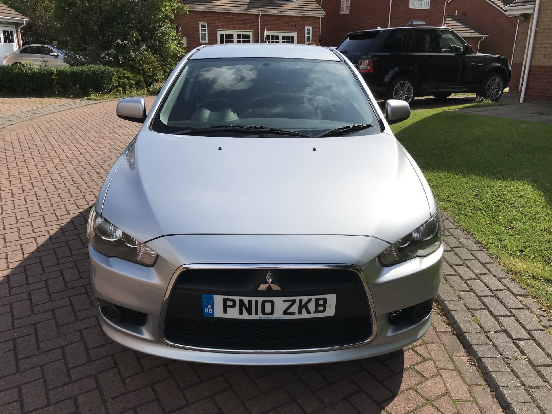 2010/10 REG MITSUBISHI LANCER GS2 1.5 PETROL SILVER 5 DOOR HATCHBACK, FULL SERVICE HISTORY *NO VAT* - Image 2 of 12