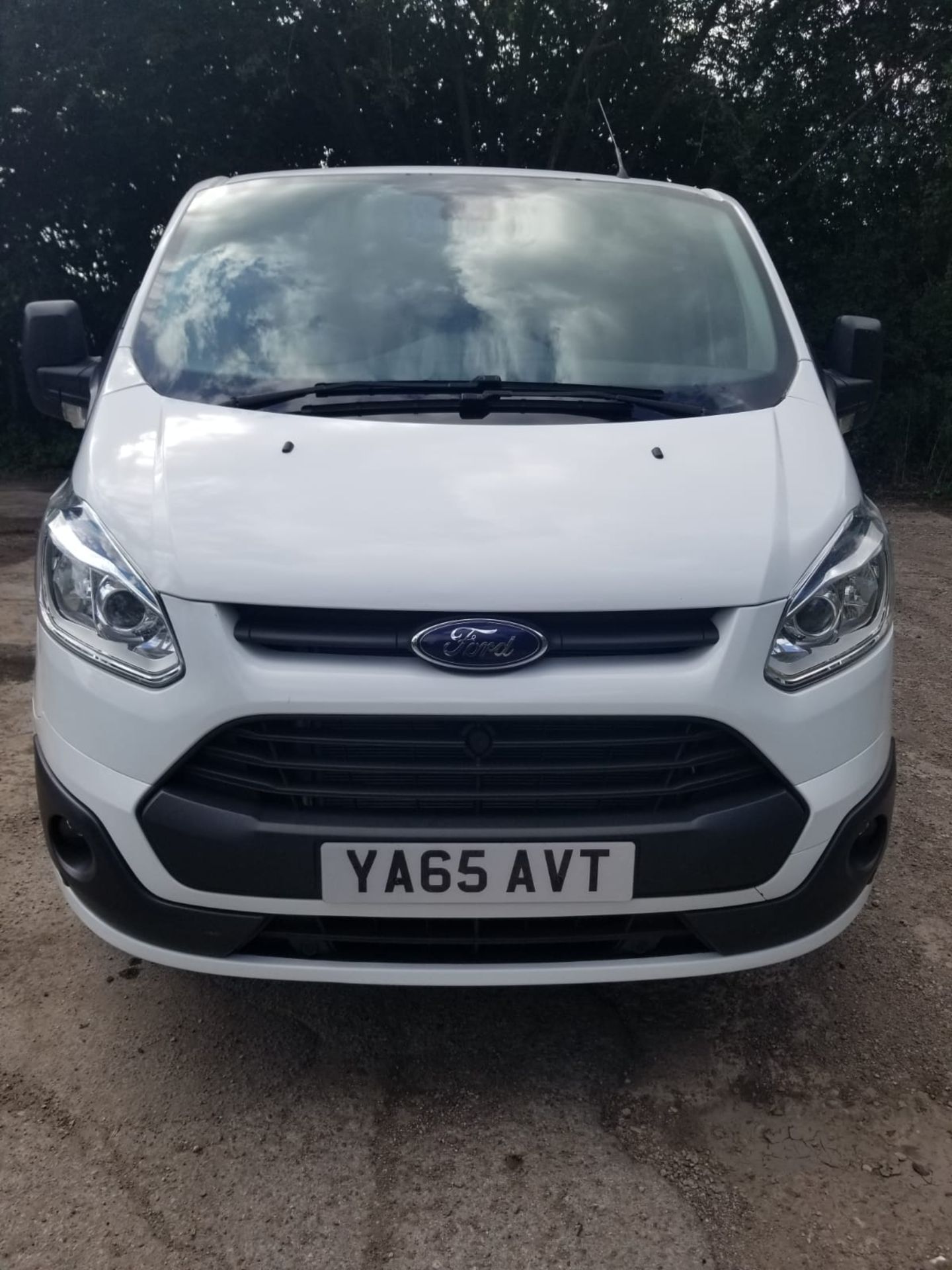 2015/65 REG FORD TRANSIT CUSTOM 330 TREND 2.2 DIESEL PANEL VAN, SHOWING 0 FORMER KEEPERS *NO VAT* - Image 2 of 12