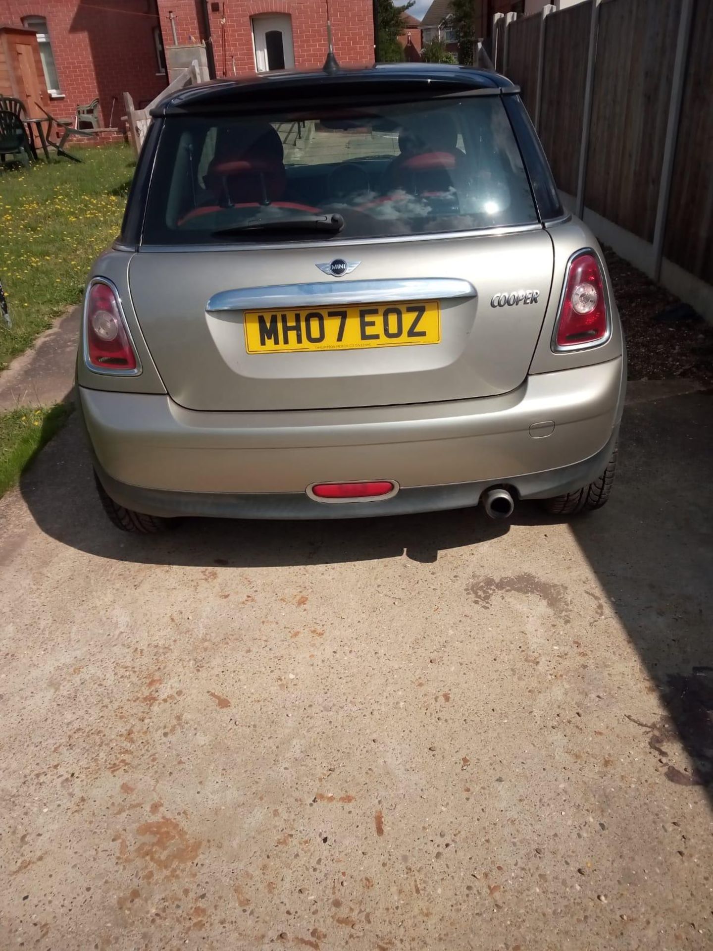 2007/07 REG MINI COOPER 1.6 PETROL SILVER 3 DOOR HATCHBACK, SHOWING 4 FORMER KEEPERS *NO VAT* - Image 4 of 10