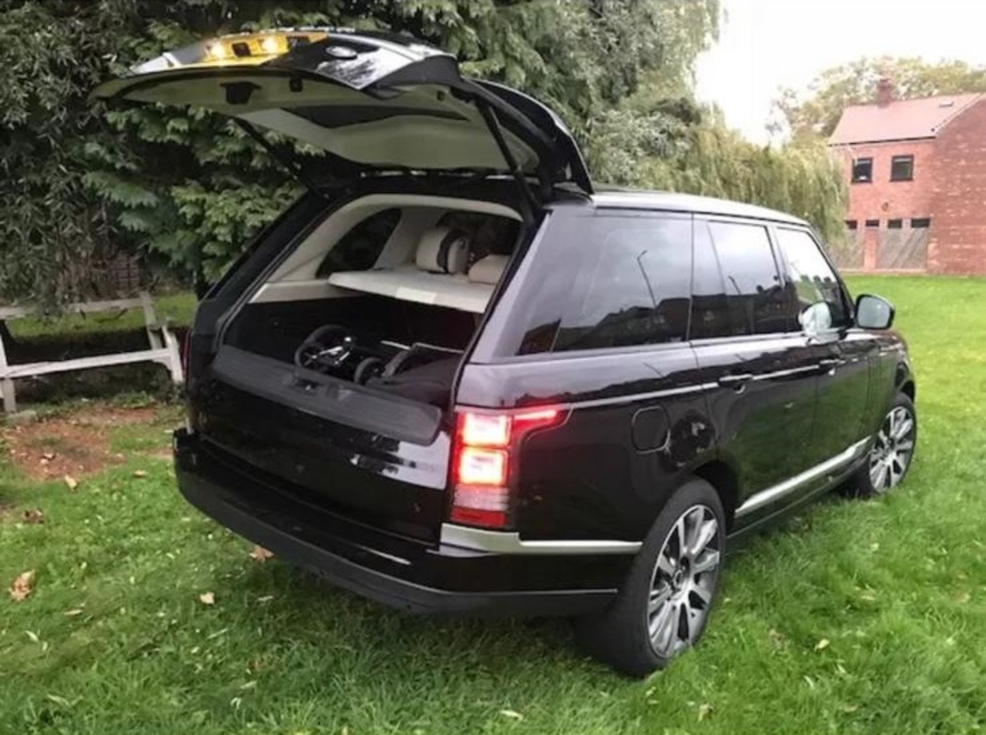 2012/62 REG LAND ROVER RANGE ROVER VOGUE TDV6 3.0 DIESEL BLACK, SHOWING 3 FORMER KEEPERS *NO VAT* - Bild 5 aus 10