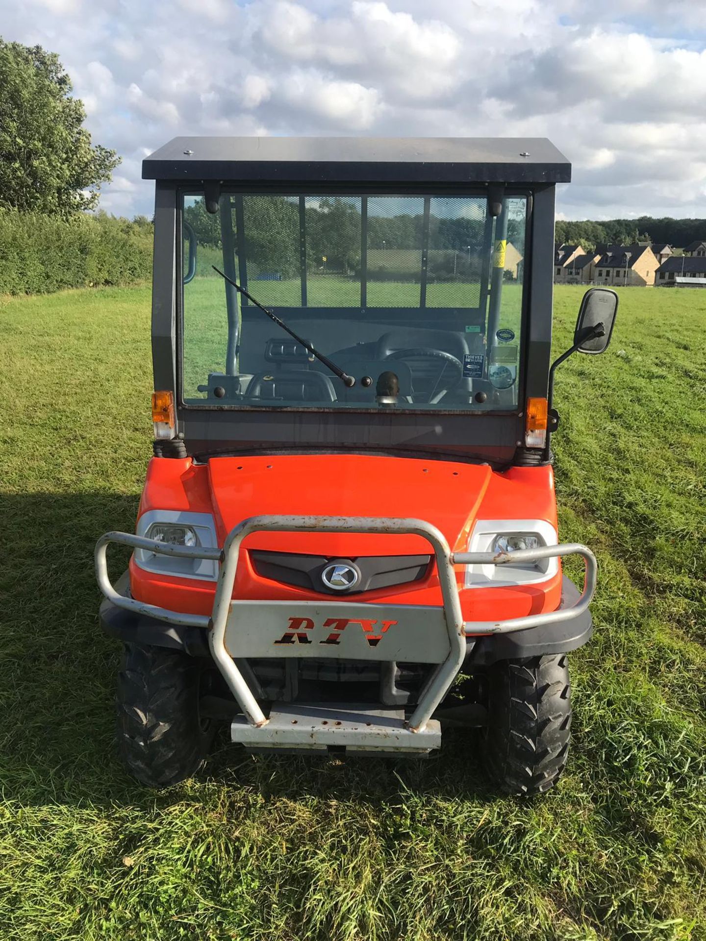 KUBOTA RTV 900 UTILITY VEHICLE 4X4 ROAD REGISTERED, TAXED READY FOR ROAD, HYDRAULIC TIP *PLUS VAT* - Image 2 of 9