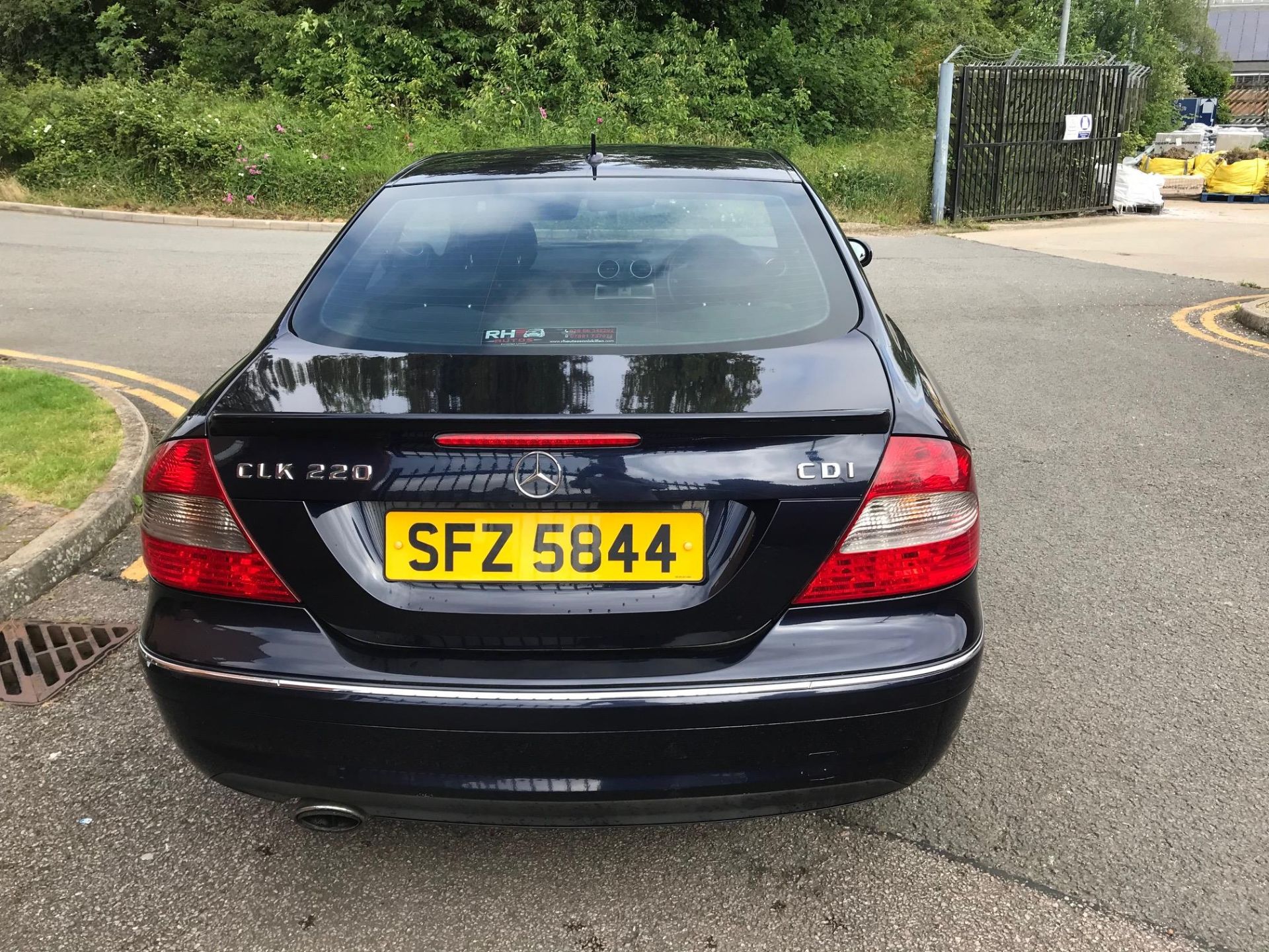 2006/56 REG MERCEDES CLK220 CDI SPORT 2.2 DIESEL BLUE COUPE, SHOWING 1 FORMER KEEPER *NO VAT* - Image 5 of 9