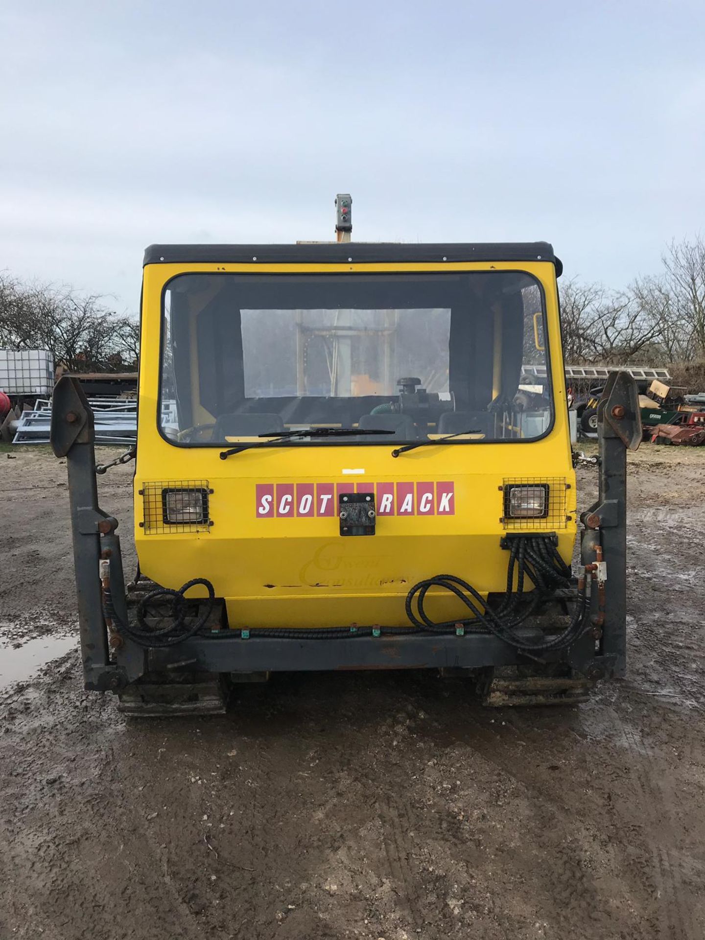 SCOT TRACK GLENCOE 8X8 ATV, C/W TRACKS AND CHERRY PICKER *PLUS VAT* - Bild 2 aus 9