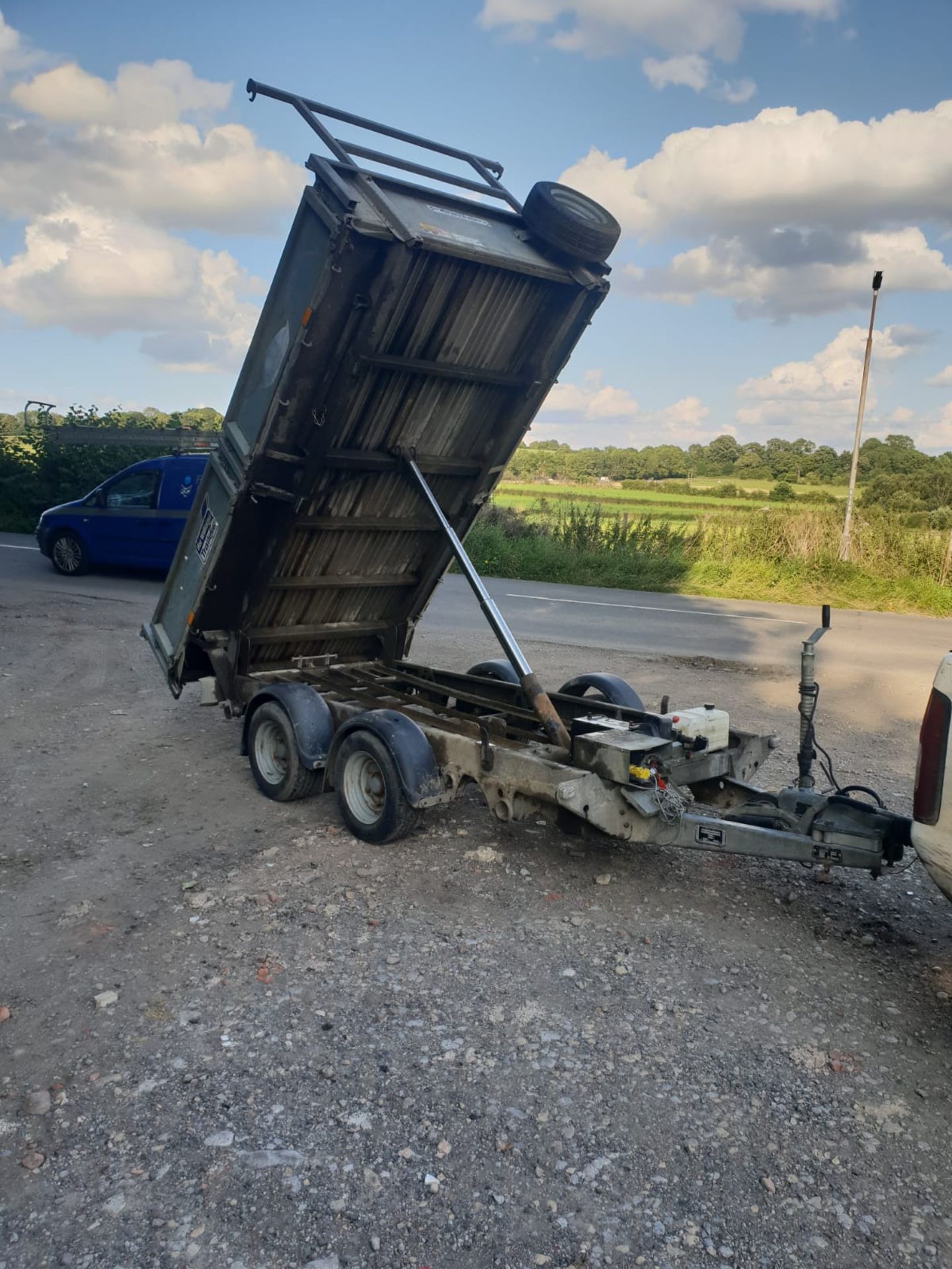 IFOR WILLIAMS TIPPING TRAILER 3.5 TON, YEAR 2015 10FT X 5.4 FT, GOOD WORKING ORDER *NO VAT* - Image 2 of 8