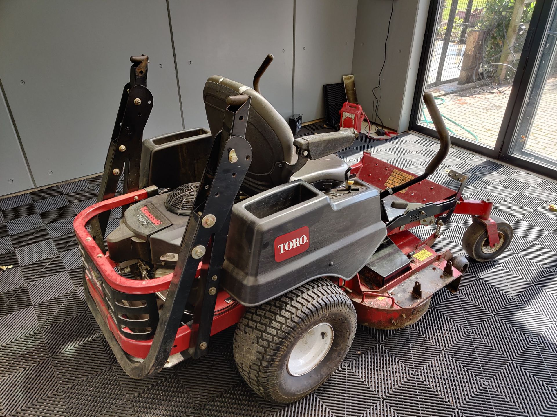 2013 TORO TITAN 5420 RIDE ON ZERO TURN 54" CUT KAWASAKI ENGINE LAWN MOWER, LOW HOURS *PLUS VAT* - Bild 6 aus 10