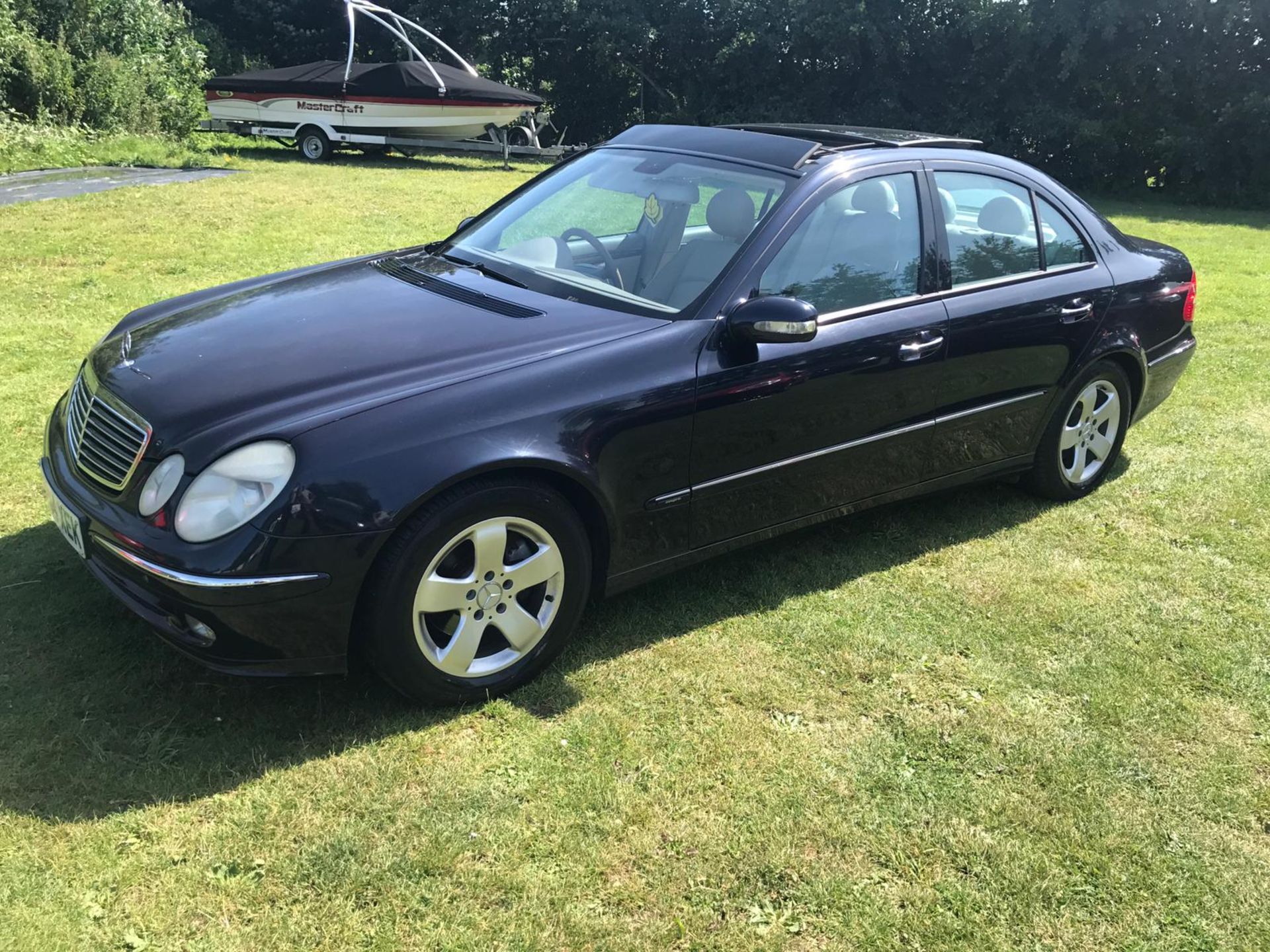 2004/04 REG MERCEDES E320 CDI AVANTGARDE AUTO 3.2 DIESEL 4 DOOR SALOON *NO VAT* - Image 3 of 28