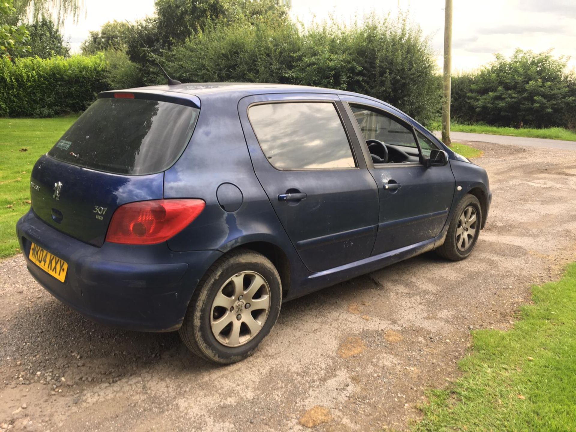 2004/04 REG PEUGEOT 307 S HDI 90 2.0 DIESEL 5 DOOR HATCHBACK, SHOWING 3 FORMER KEEPERS *NO VAT* - Image 6 of 12