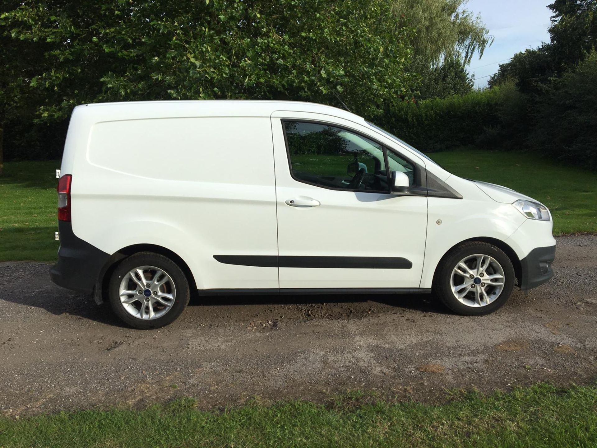 2016/16 REG FORD TRANSIT COURIER BASE TDCI 1.5 DIESEL PANEL VAN, SHOWING 0 FORMER KEEPERS *NO VAT* - Image 7 of 12