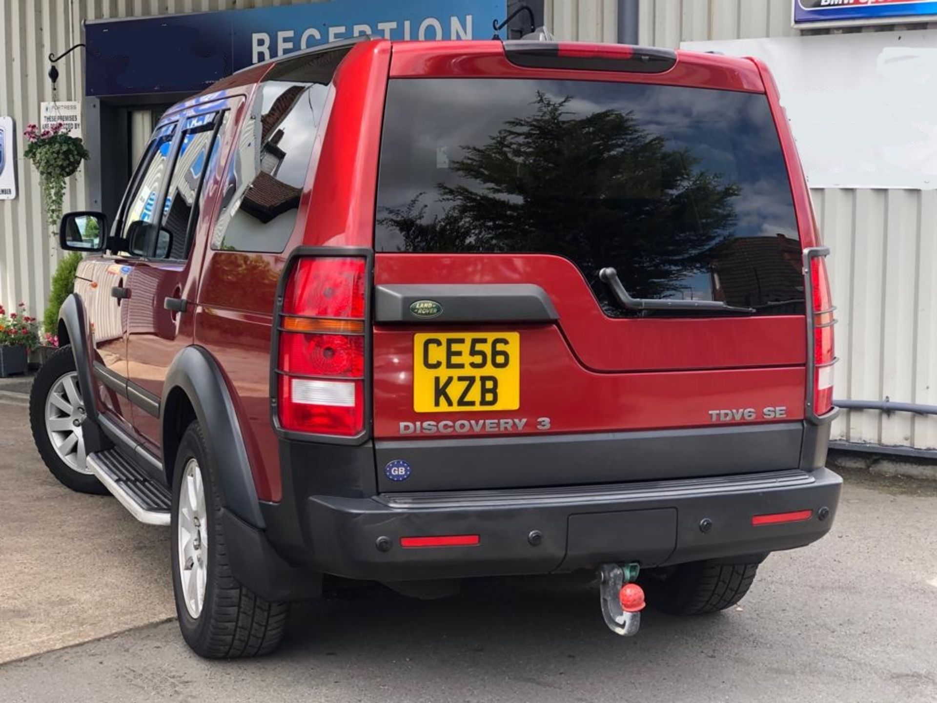 2006/56 REG LAND ROVER DISCOVERY 3 TDV6 SE AUTO 2.7 DIESEL 4X4 RED 7 SEATER *NO VAT* - Image 4 of 21