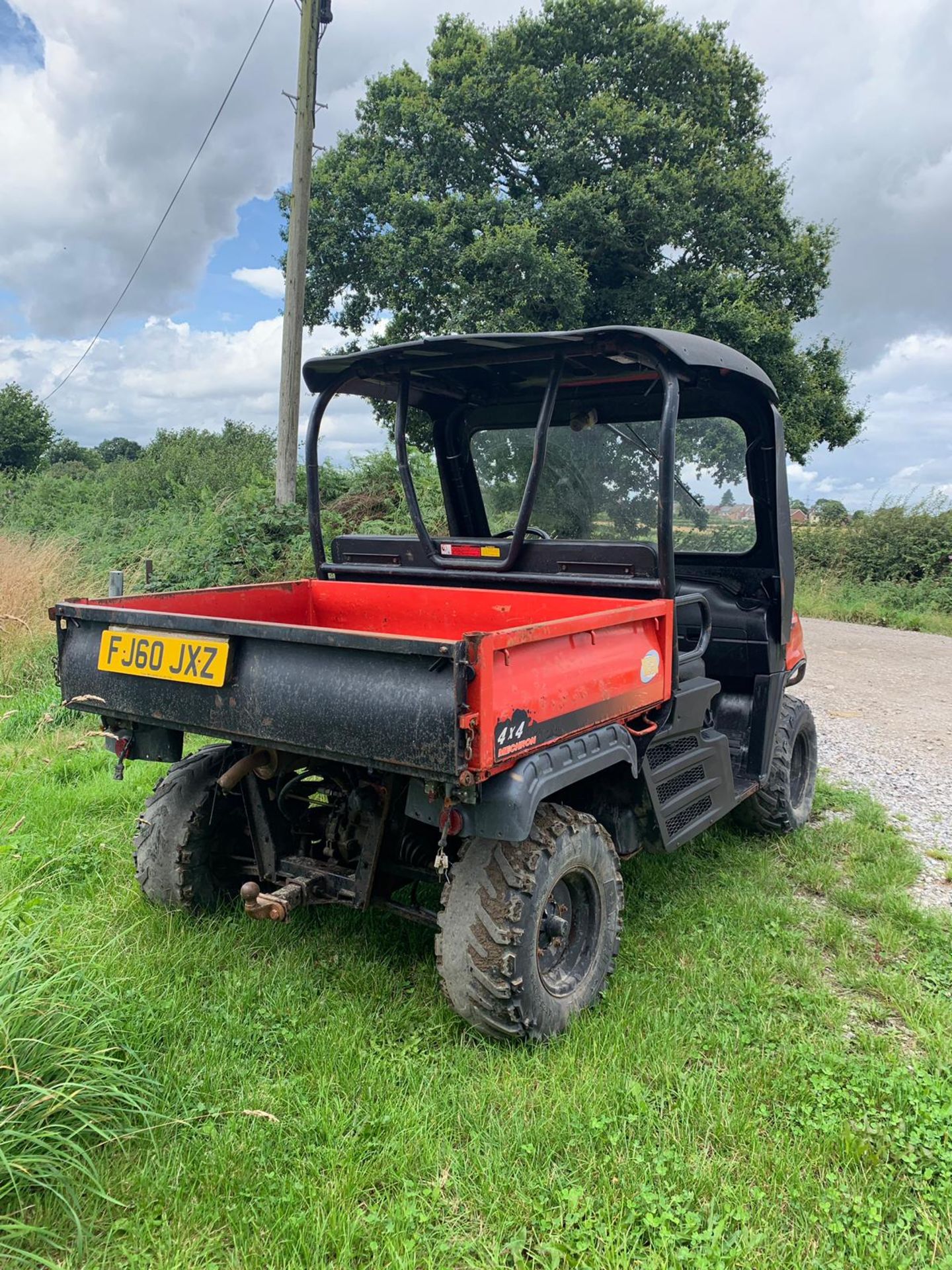 60 REG KIOTI MECHRON 2200 DIESEL 4X4 UTV TIPPER TOW BAR, RUNS AND WORKS, SHOWING 3367 HOURS - Image 8 of 13