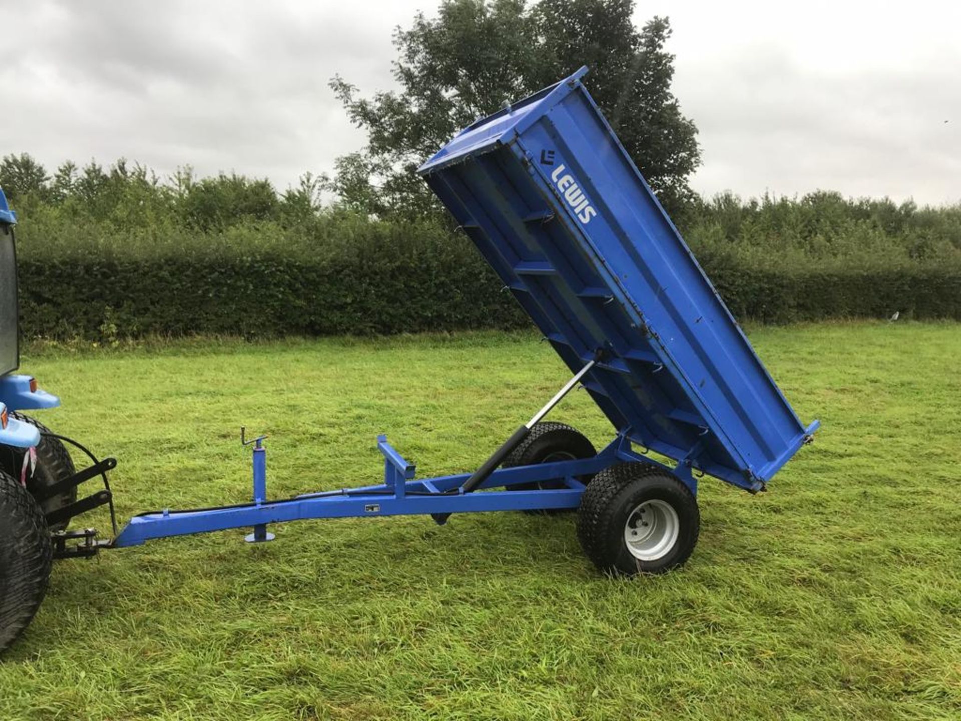 LEWIS DROP SIDE TIPPING TRAILER IDEAL FOR COMPACT TRACTOR, YEAR 2010, EX-COUNCIL *PLUS VAT*