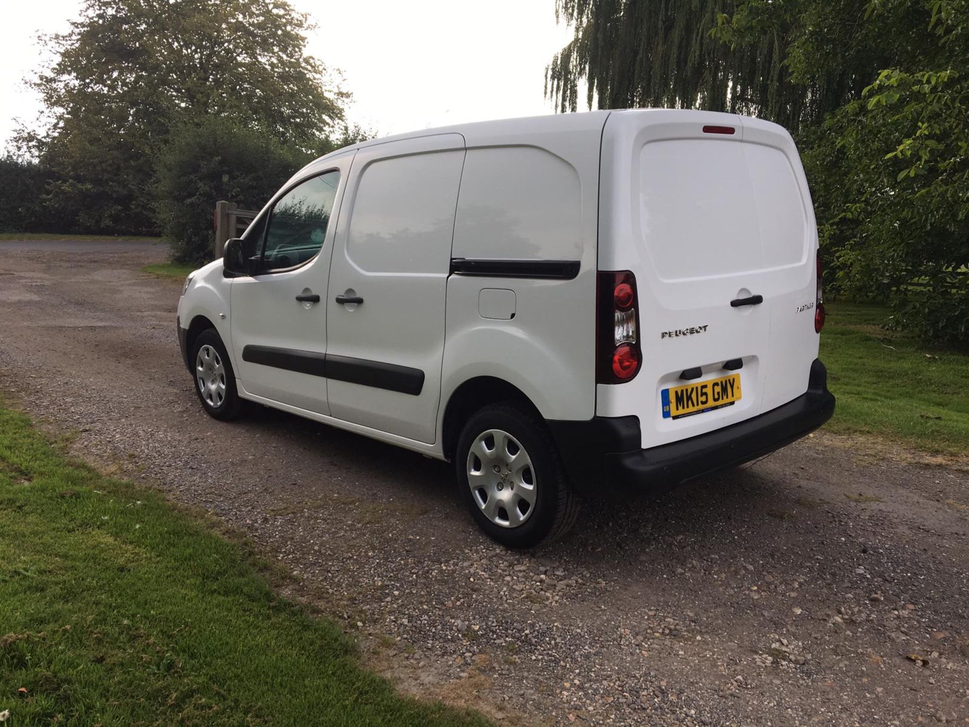 2015/15 REG PEUGEOT PARTNER 850 S L1 HDI 1.6 DIESEL WHITE PANEL VAN, SHOWING 0 FORMER KEEPERS - Image 5 of 13