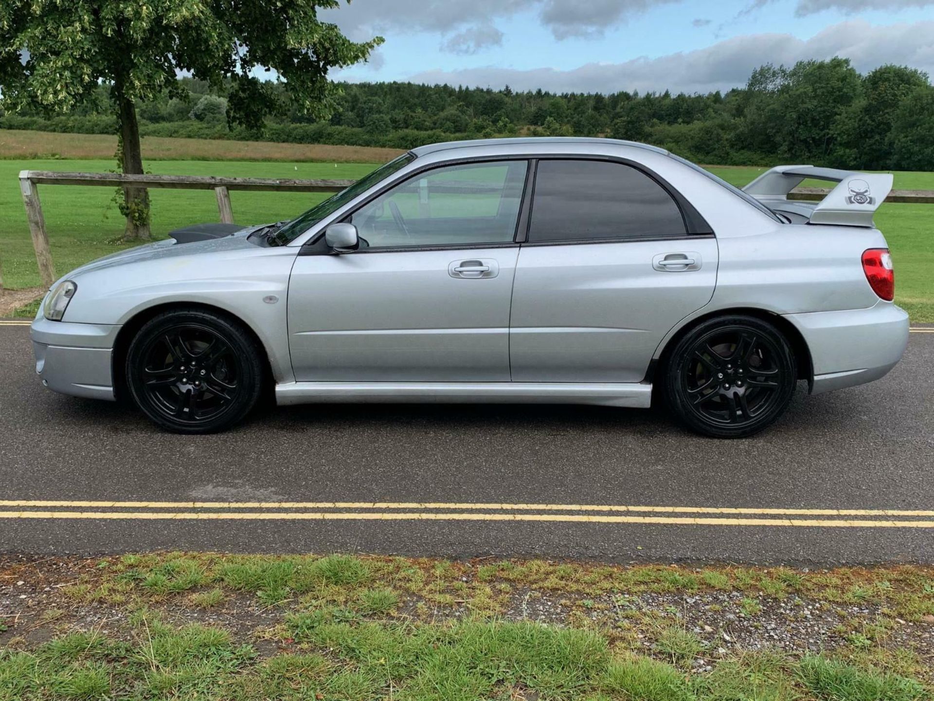 2004/54 REG SUBARU IMPREZA WRX TURBO 2.0 PETROL SILVER 4 DOOR SALOON *NO VAT* - Image 4 of 12