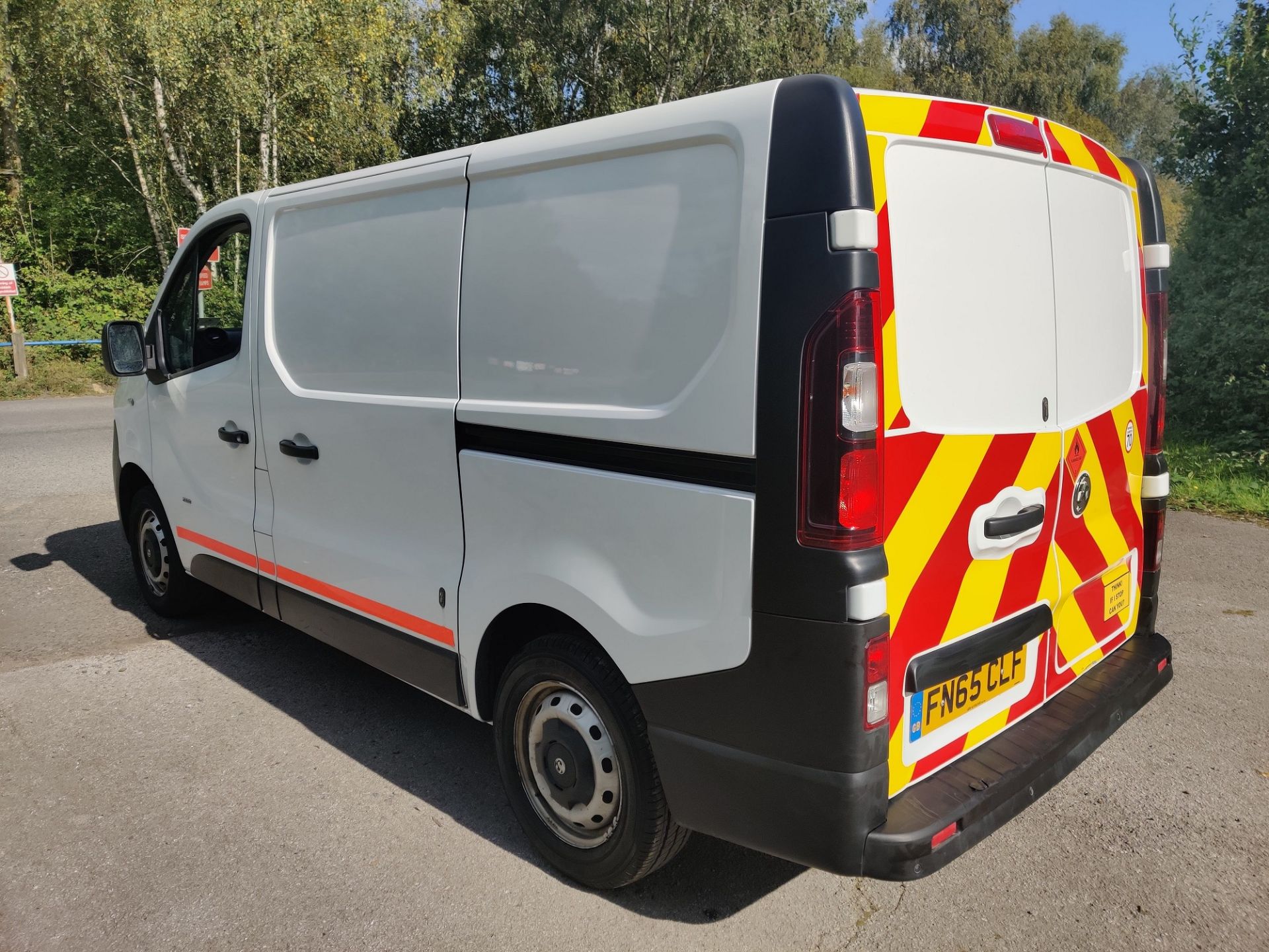 2015/65 REG VAUXHALL VIVARO 2900 CDTI 1.6 DIESEL WHITE PANEL VAN, SHOWING 0 FORMER KEEPERS *NO VAT* - Image 5 of 20