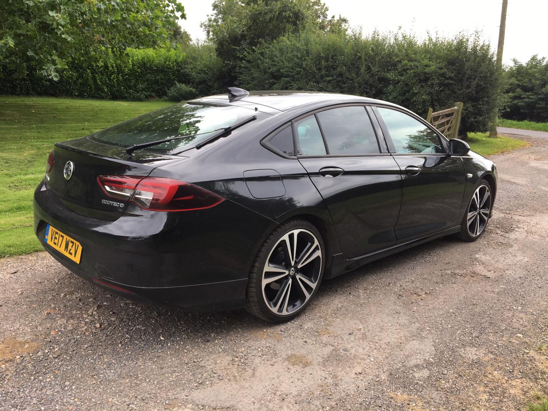 2017/17 REG VAUXHALL INSIGNIA DESIGN ECOTECH TU 1.6 DIESEL BLACK 5 DOOR HATCHBACK *NO VAT* - Image 6 of 12