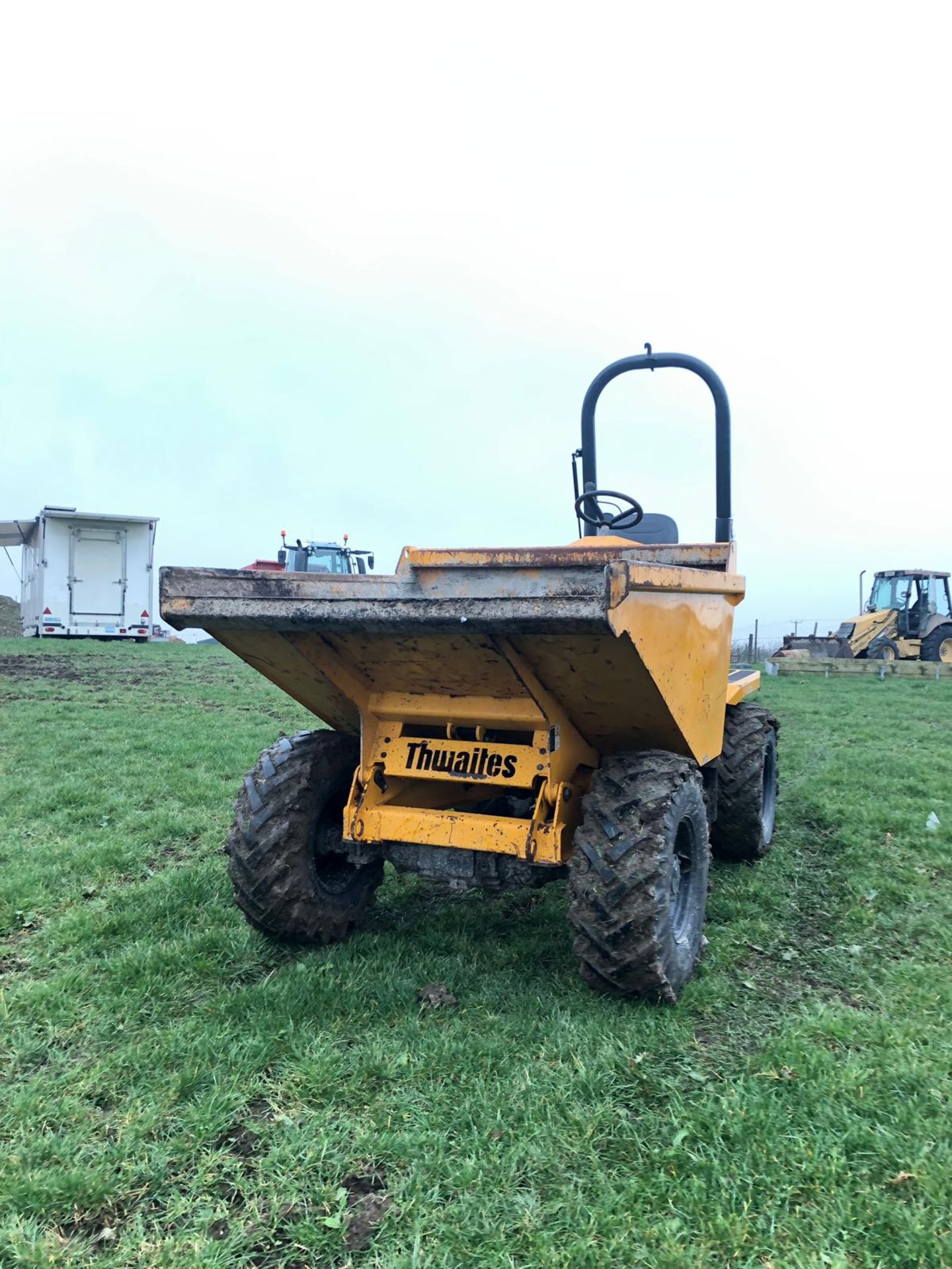 2013 THWAITES 3 TONNE YELLOW DIESEL DUMPER, RUNS, DRIVES AND TIPS *PLUS VAT* - Image 2 of 7