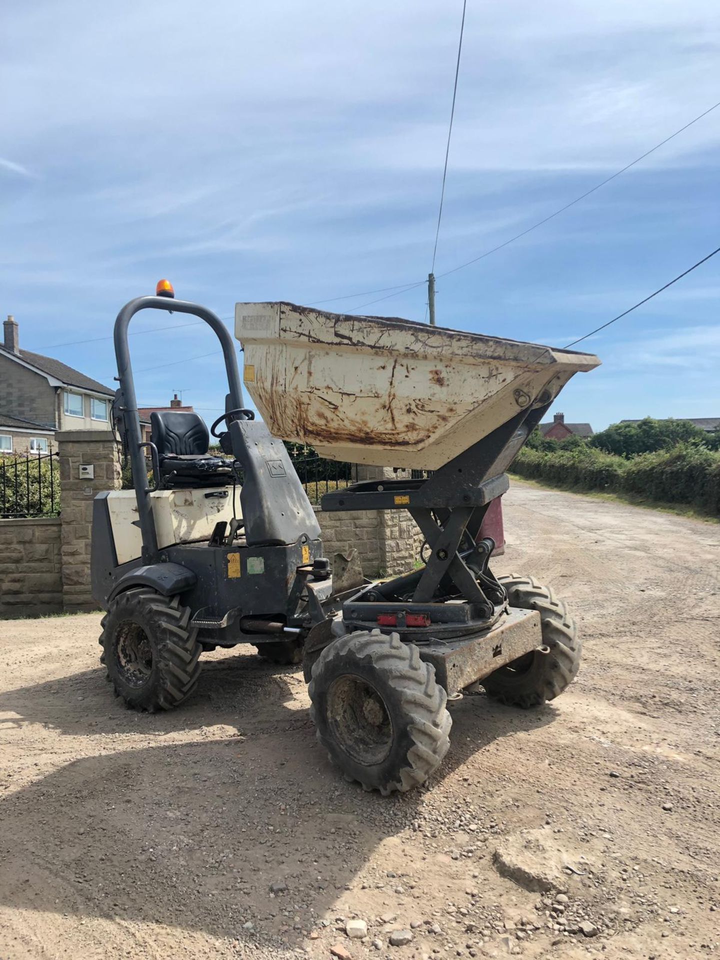 2008 BENFORD TEREX 2 TON HI-TIP SWIVEL DUMPER, RUNS AND WORKS *PLUS VAT*