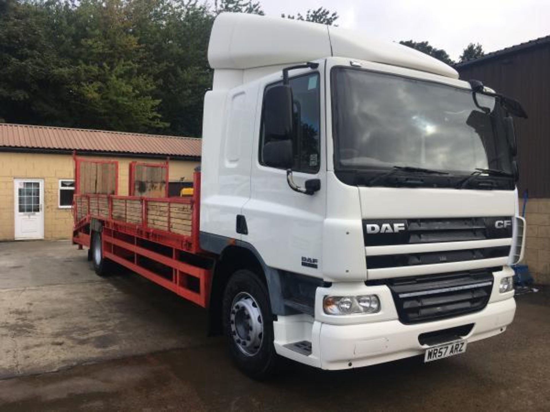 2007/57 REG DAF CF 65.220 18 TON BEAVER TAIL PLANT LORRY, 6 SPEED MANUAL GEARBOX *PLUS VAT*