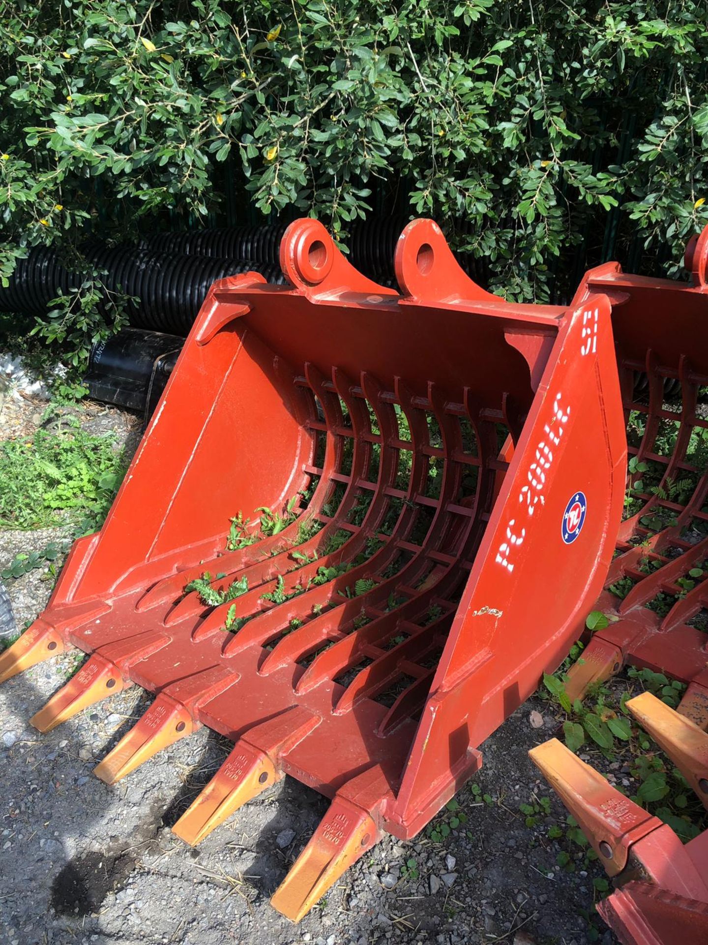 BRAND NEW 21 TON RIDDLE BUCKET, 80MM PINS, 51 INCH WIDE BUCKET, CHOICE OF 5 *PLUS VAT*