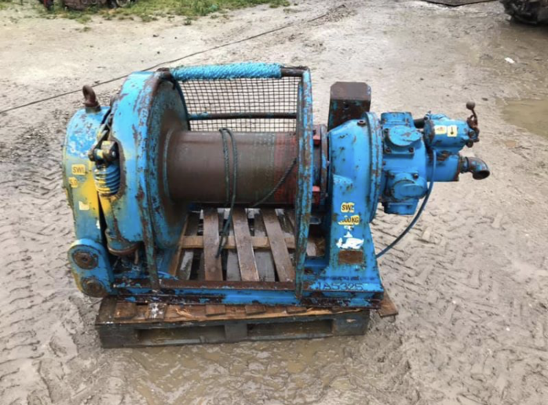 AIR WINCH 5000 KG / 5 TON, UNTESTED BUT IS ALL THERE *NO VAT* - Image 2 of 5