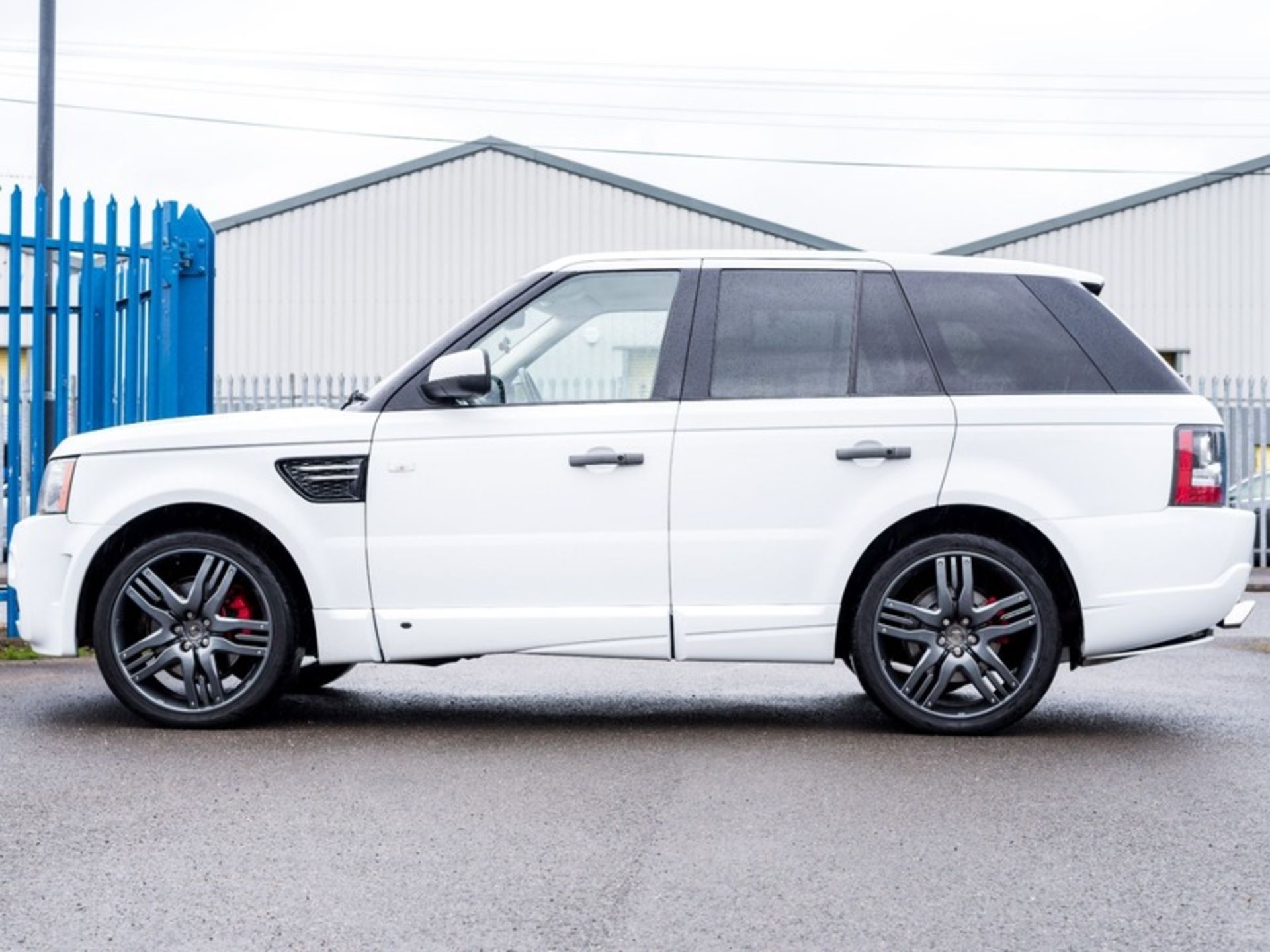 2010/60 REG LAND ROVER RANGE ROVER SPORT HSE TDV6 OVERFINCH BODYKIT 3.0 DIESEL AUTO 4X4 *NO VAT* - Image 5 of 35