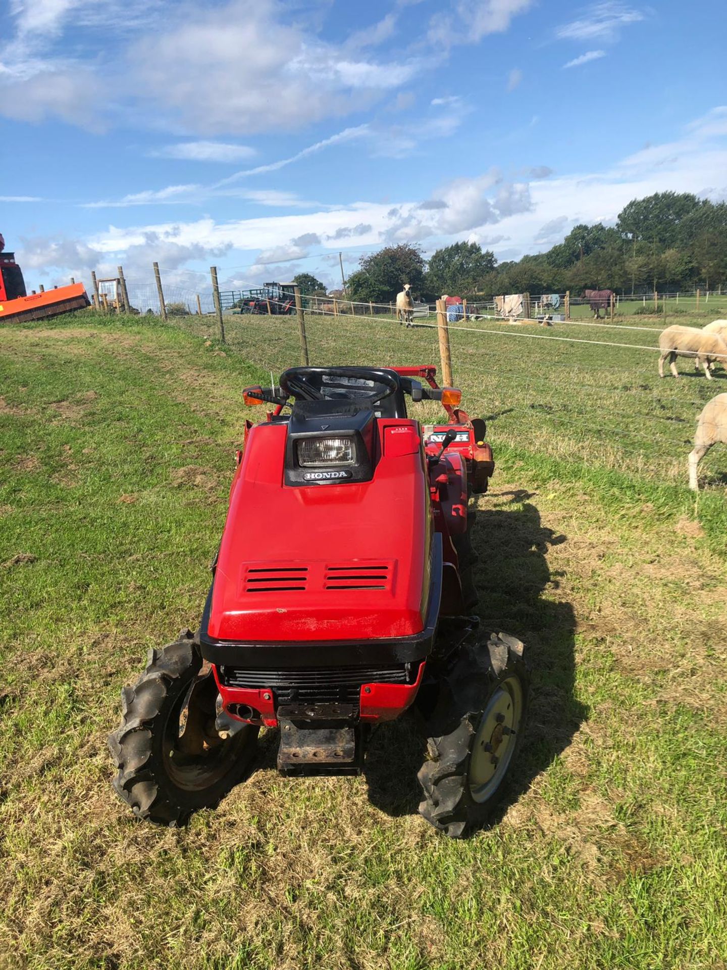 HONDA MIGHTY-13R COMPACT TRACTOR OHV 13HP HIGH TORQUE ENGINE, RUNS AND WORKS *PLUS VAT* - Image 6 of 8