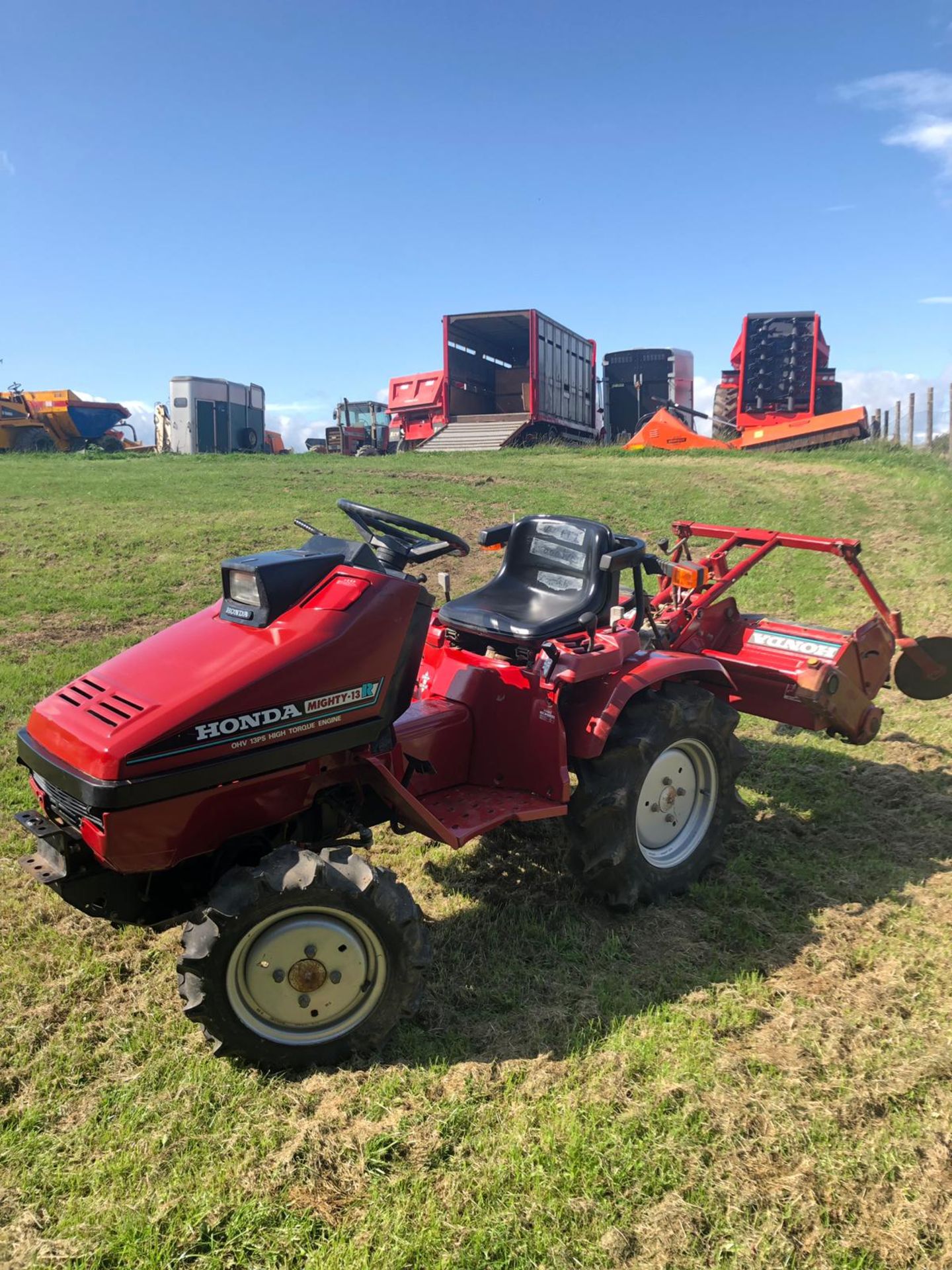 HONDA MIGHTY-13R COMPACT TRACTOR OHV 13HP HIGH TORQUE ENGINE, RUNS AND WORKS *PLUS VAT* - Image 5 of 8