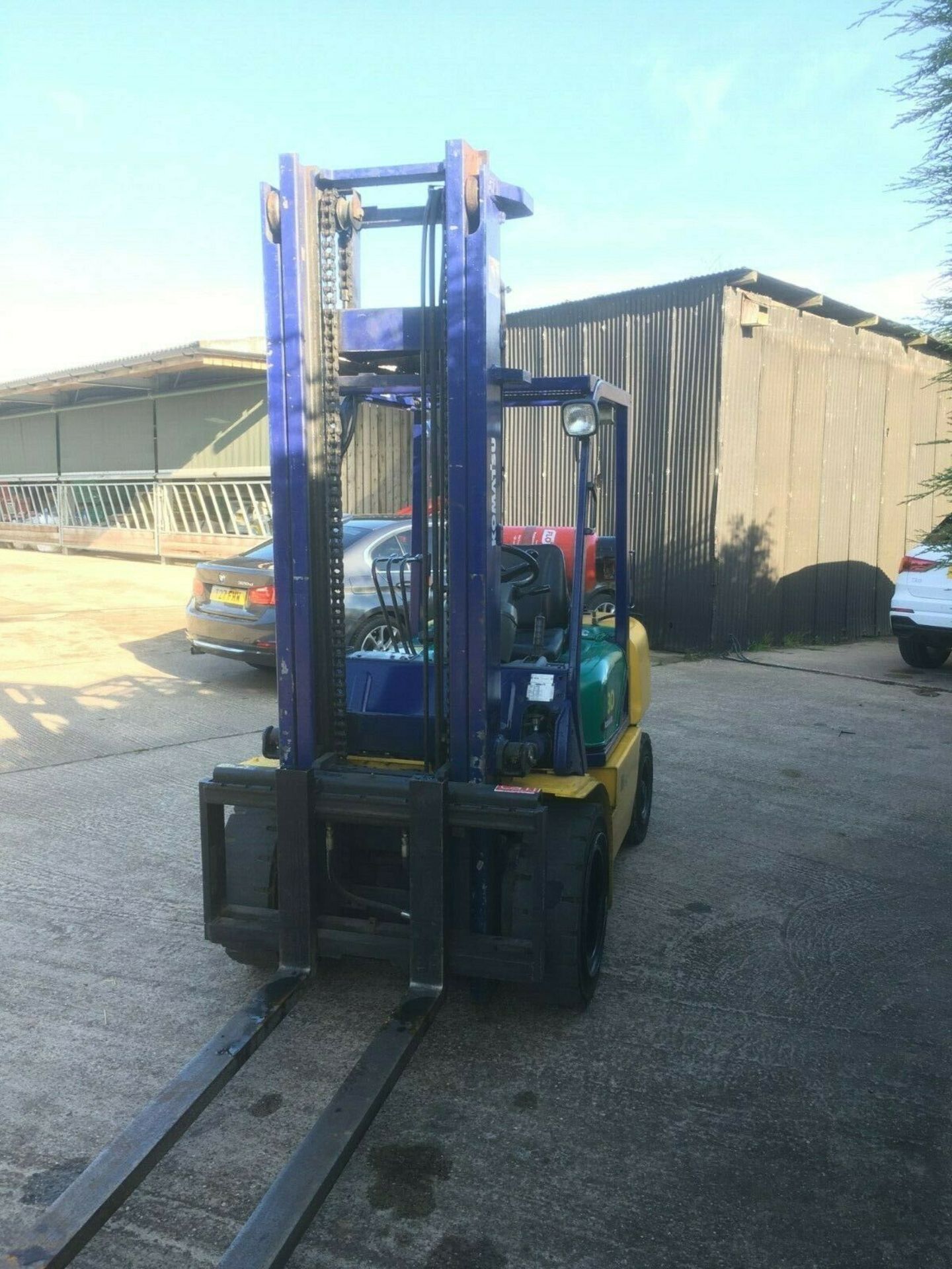 KOMATSU 3 TON GAS FORKLIFT, DUPLEX MAST. *PLUS VAT* - Image 3 of 3