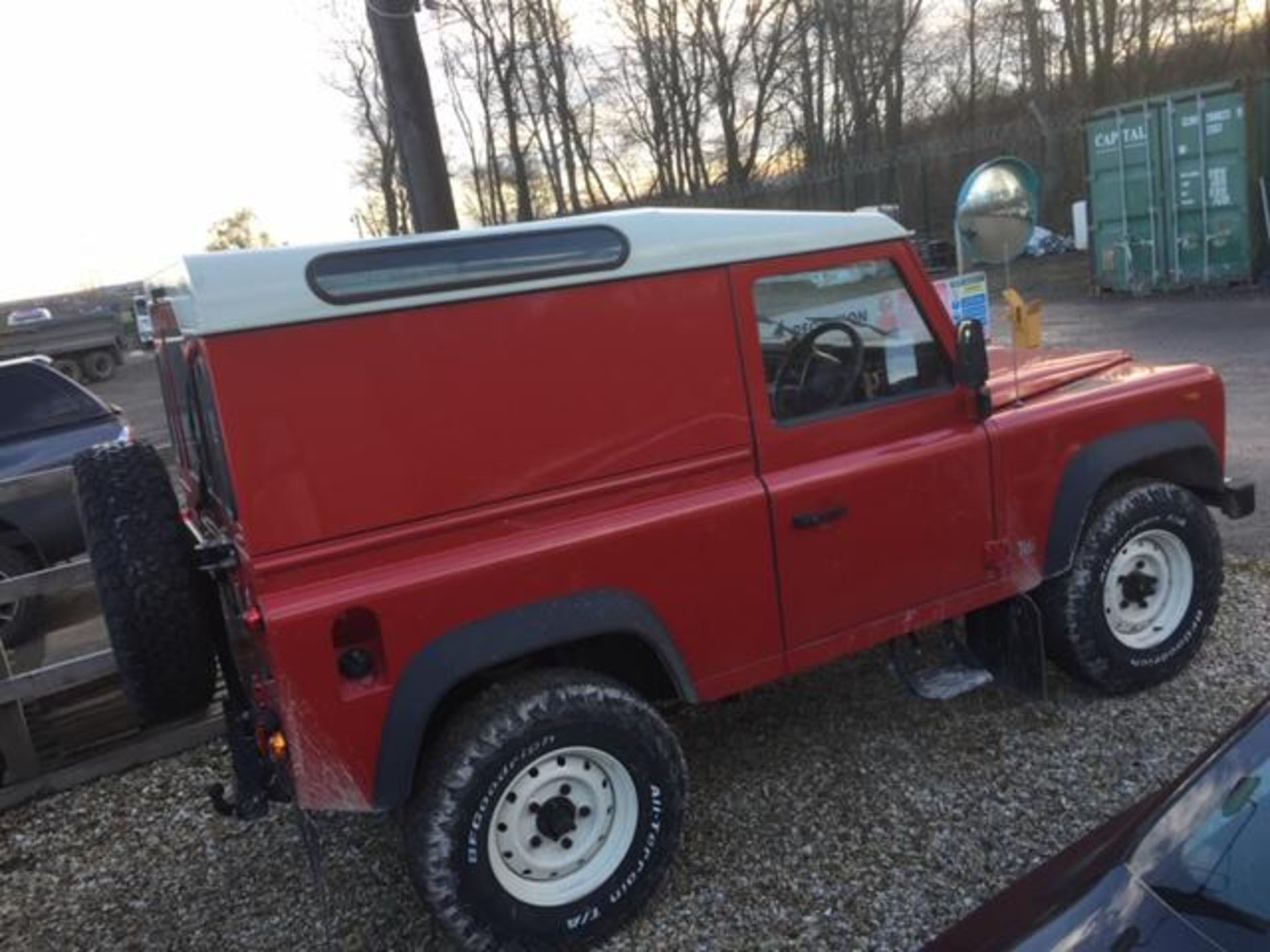 FULLY REBUILT! 1991/J REG LAND ROVER 90 DEFENDER 200 TURBO DIESEL 2.5 RED LIGHT 4X4 *NO VAT* - Image 5 of 14