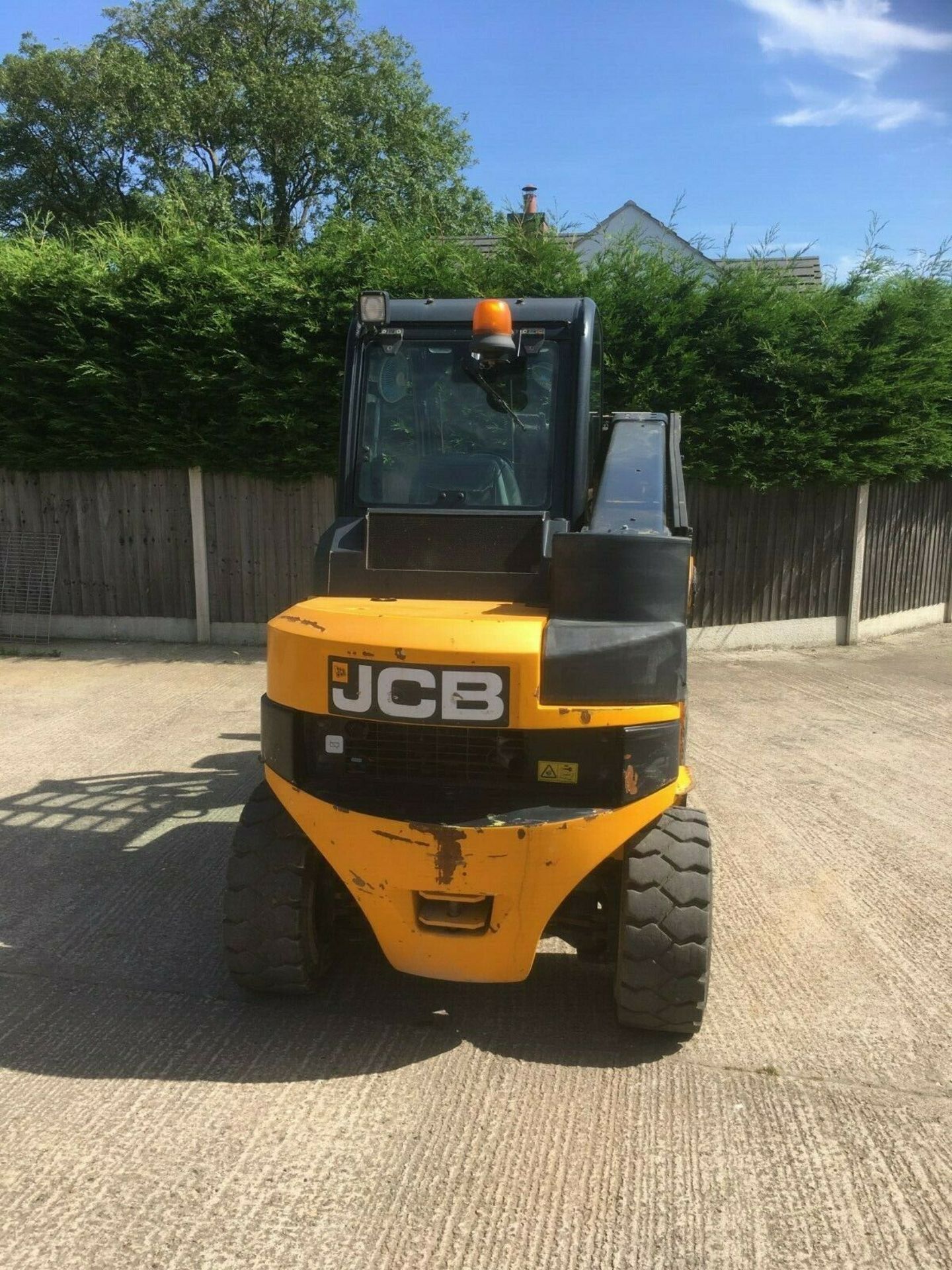 JCB TELETRUK 35D, 4X4, 3.5 TON, YEAR 2015, ONLY 2,400 HOURS *PLUS VAT* - Image 4 of 4