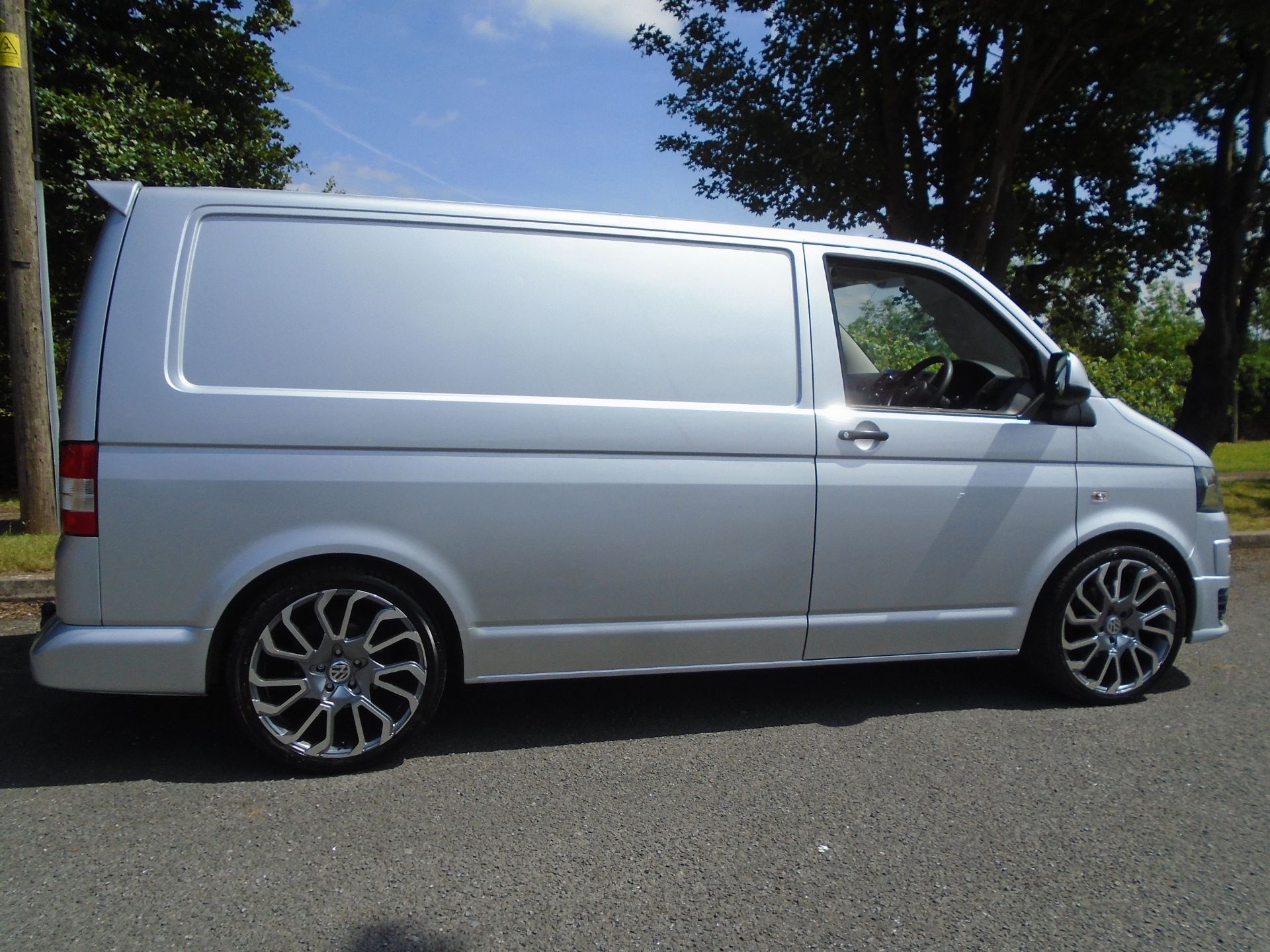 2015/64 REG VOLKSWAGEN TRANSPORTER T26 STARTLINE 84 BHP 2.0 DIESEL VAN, SHOWING 1 FORMER KEEPER - Image 6 of 9