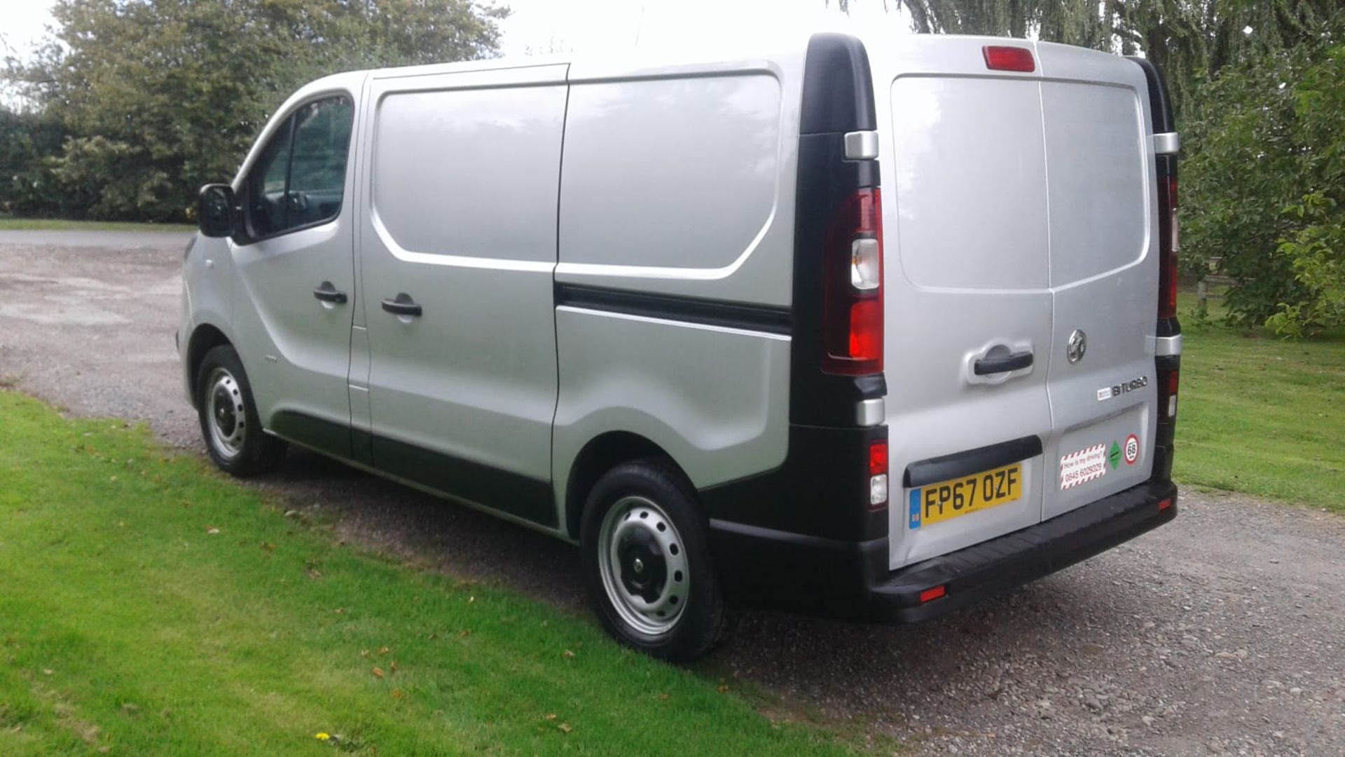 2018/67 REG VAUXHALL VIVARO 2900 BITURBO CDTI 1.6 DIESEL PANEL VAN, SHOWING 0 FORMER KEEPERS *NO VAT - Image 3 of 9