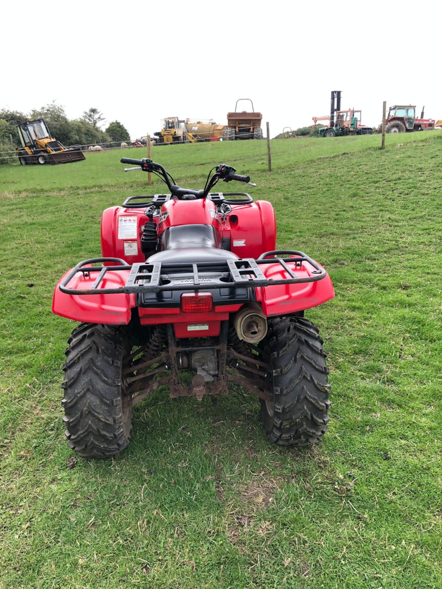 2010 YAMAHA GRIZZLY 660 4 WHEEL DRIVE FARM QUAD, RUNS & WORKS AS IT SHOULD *NO VAT* - Image 3 of 9