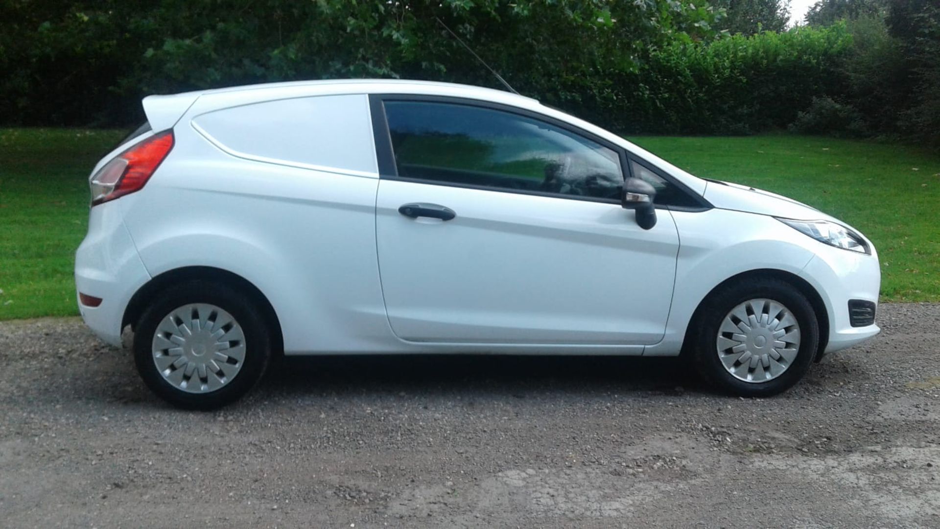 2014/14 REG FORD FIESTA ECONETIC TECH TDCI 1.6 DIESEL CAR / VAN, SHOWING 0 FORMER KEEPERS *NO VAT* - Image 6 of 12