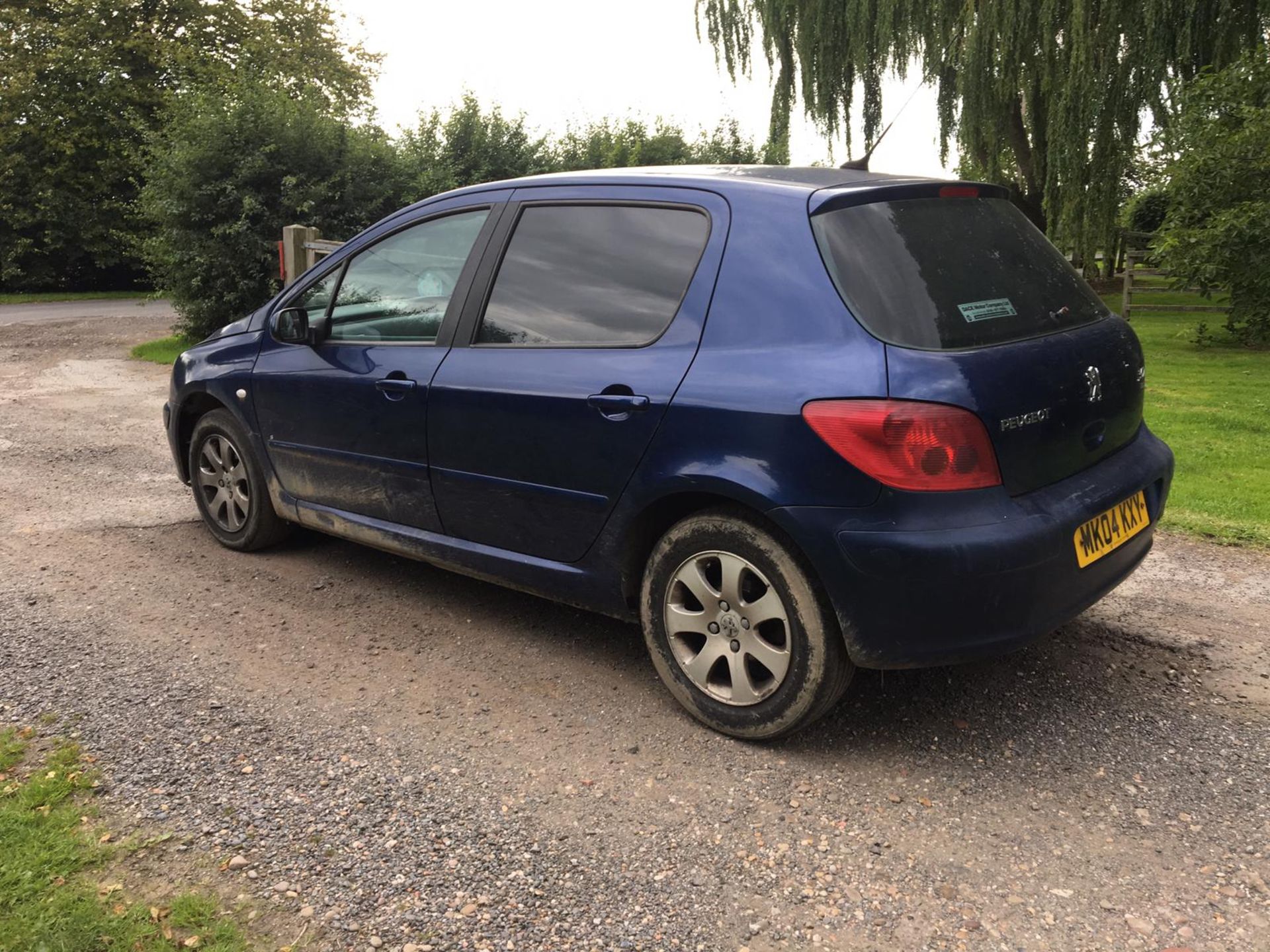 2004/04 REG PEUGEOT 307 S HDI 90 2.0 DIESEL 5 DOOR HATCHBACK, SHOWING 3 FORMER KEEPERS *NO VAT* - Image 4 of 12