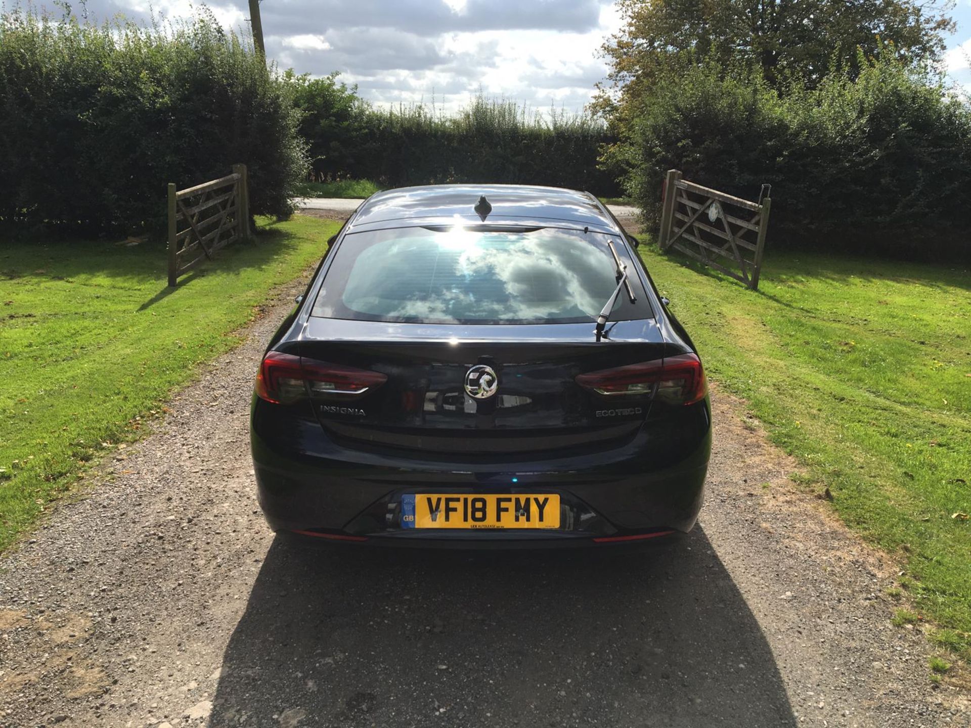 2018/18 REG VAUXHALL INSIGNIA DESIGN ECOTEC TU 1.6 DIESEL 5 DOOR, SHOWING 0 FORMER KEEPERS *NO VAT* - Image 5 of 16