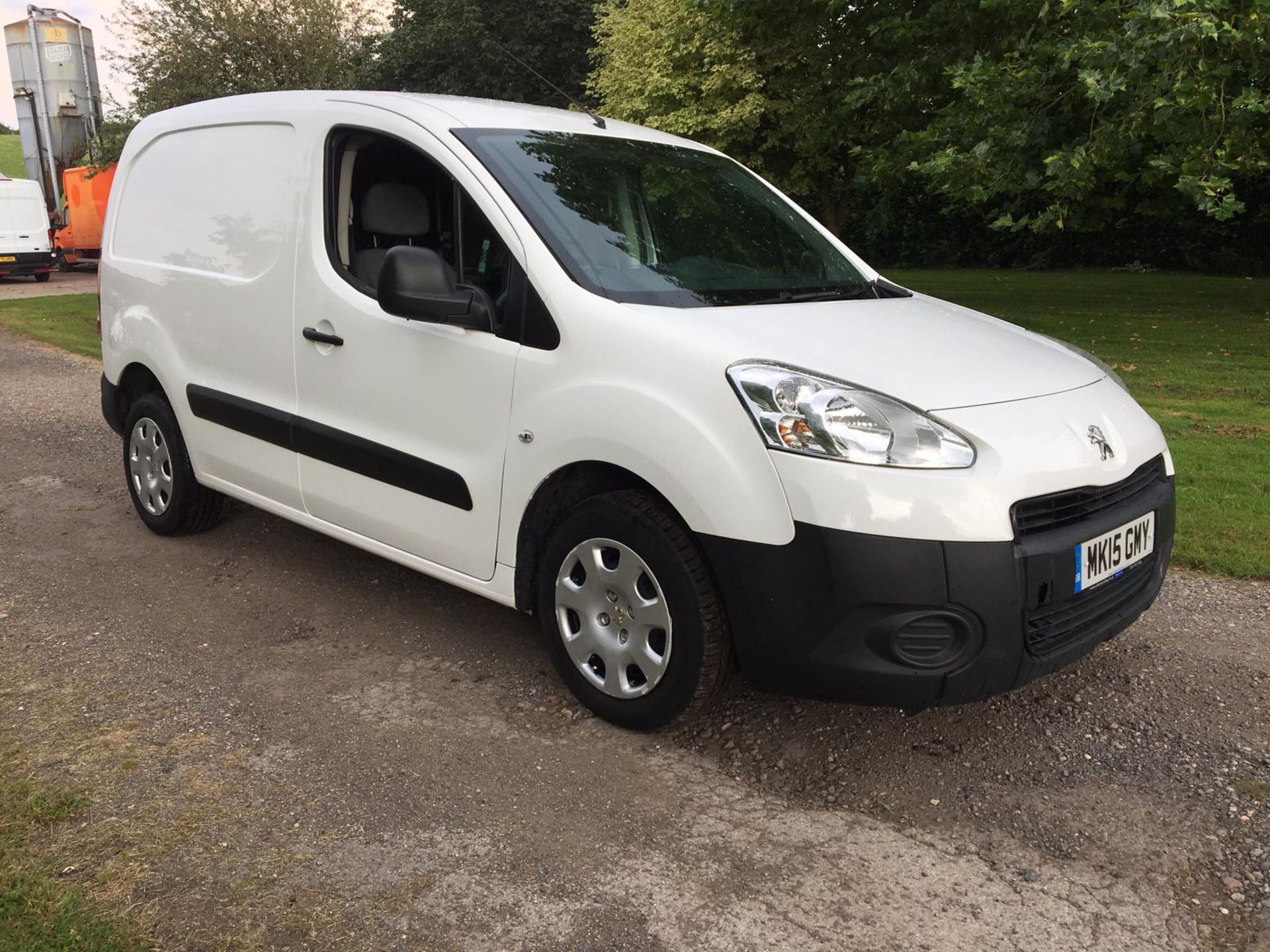 2015/15 REG PEUGEOT PARTNER 850 S L1 HDI 1.6 DIESEL WHITE PANEL VAN, SHOWING 0 FORMER KEEPERS