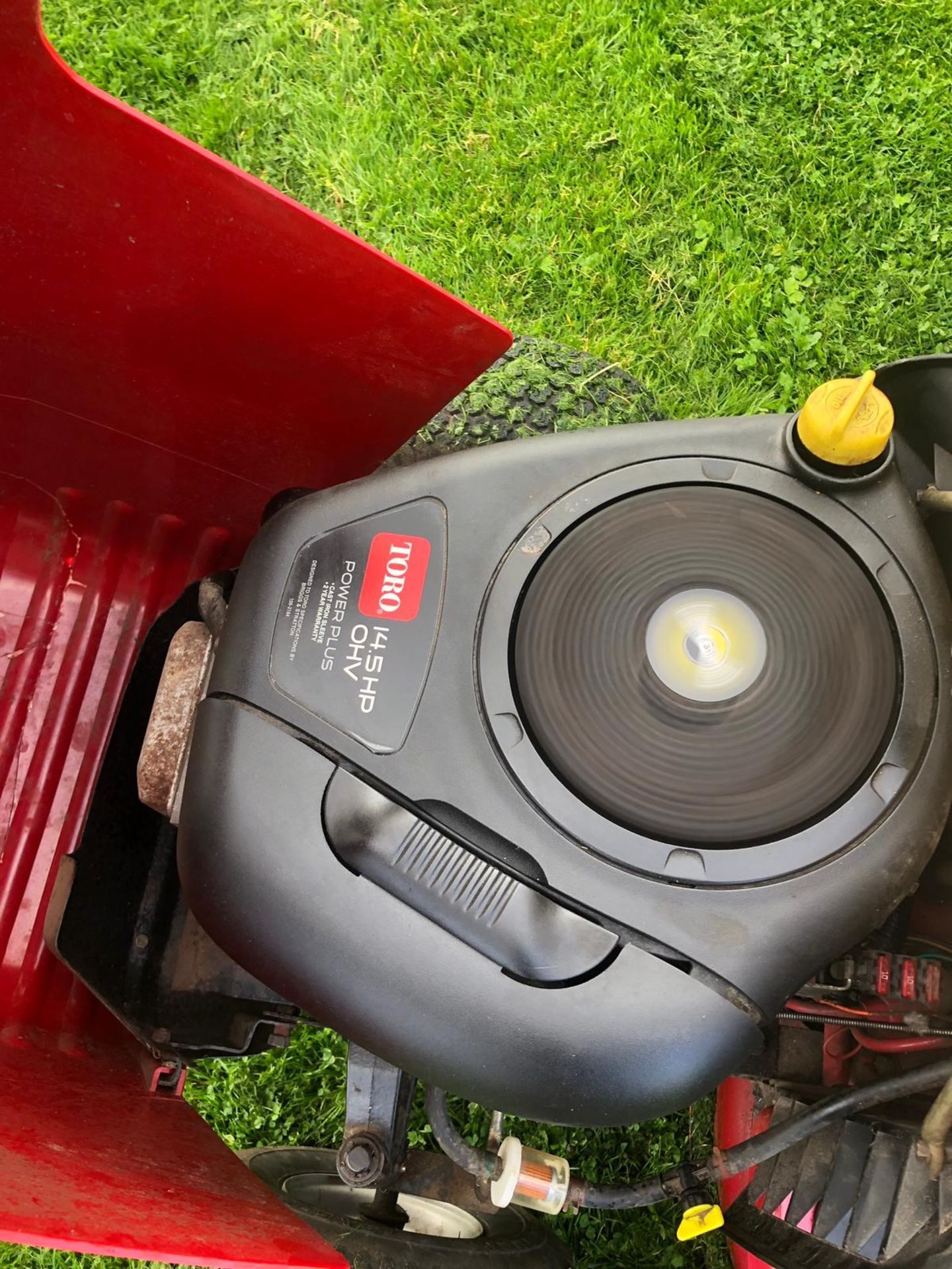 TORO 14-38 RIDE ON LAWN MOWER, RUNS WORKS CUTS *NO VAT* - Image 3 of 6